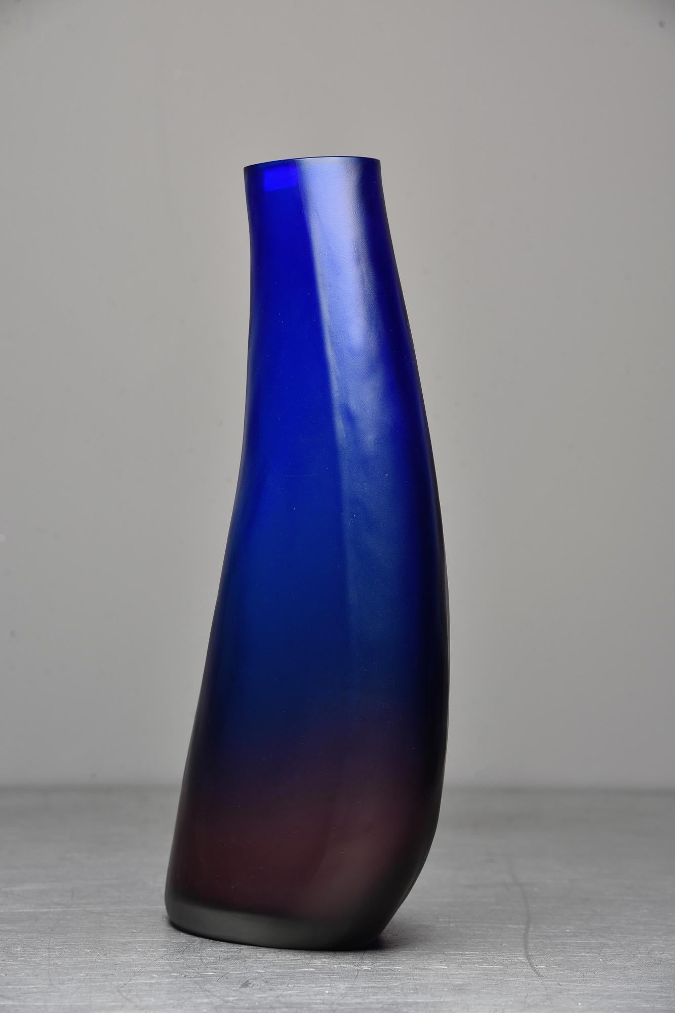 Tall Signed Barbini Blue to Amethyst Ombre Murano Glass Vase 3