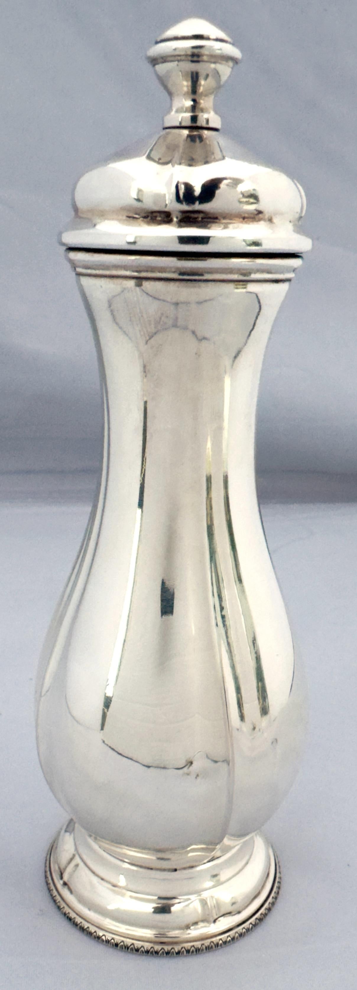 XX secolo Macinapepe alto e slanciato Italiano 800 Standard Argento 1950s in vendita