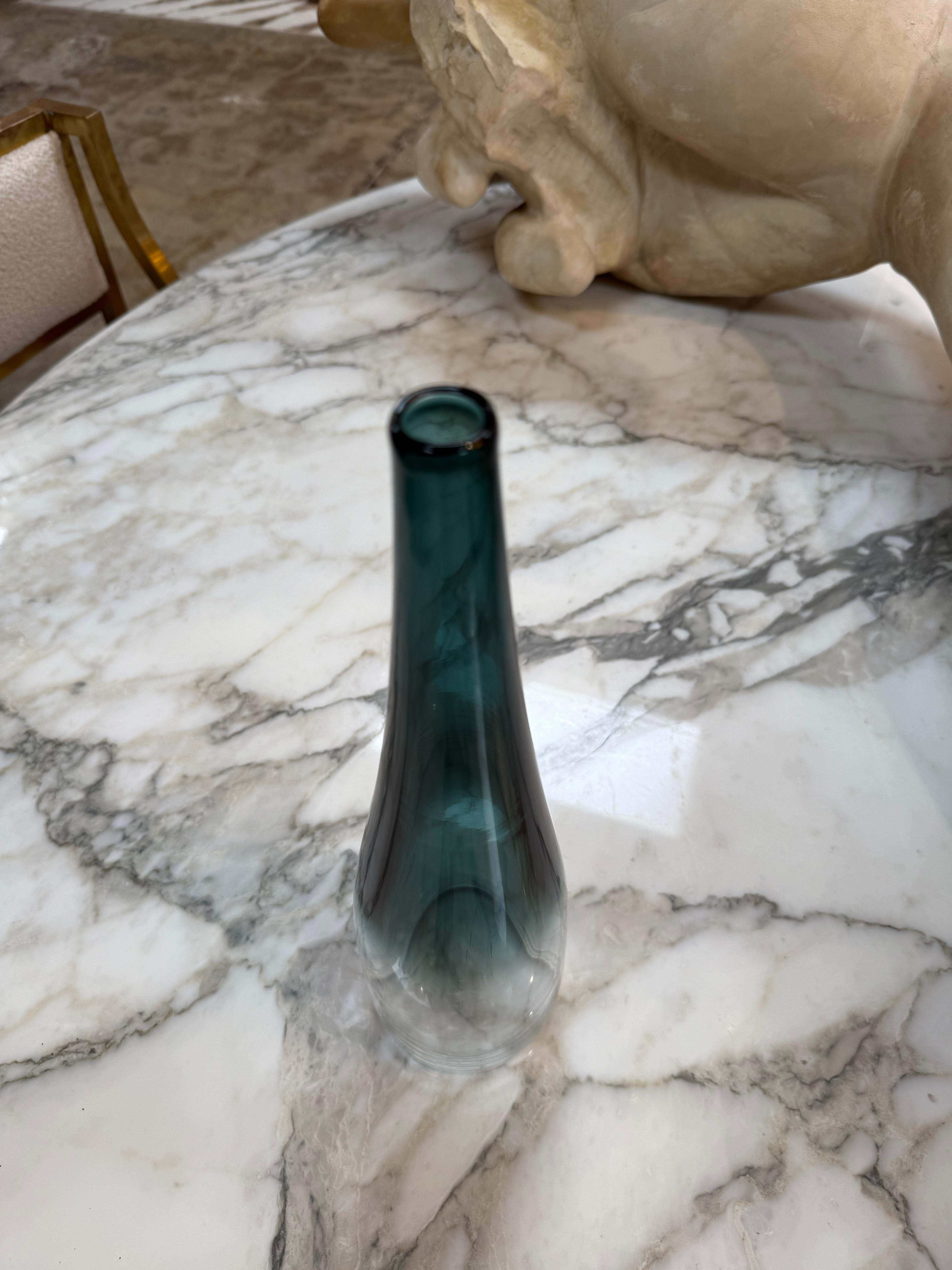 italien Grand vase en verre Murano fumé en vente