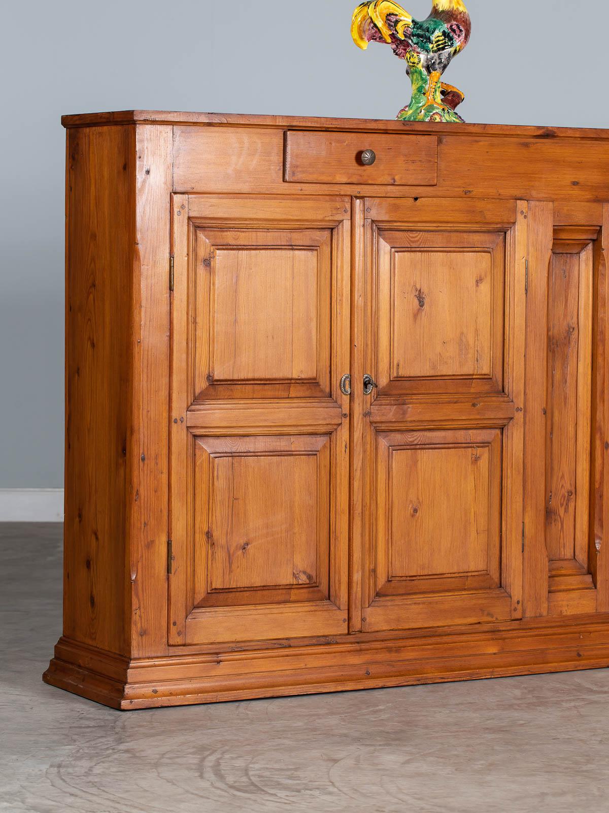 Tall Solid Pine Vintage French Buffet Credenza Cabinet, circa 1930 For Sale 1