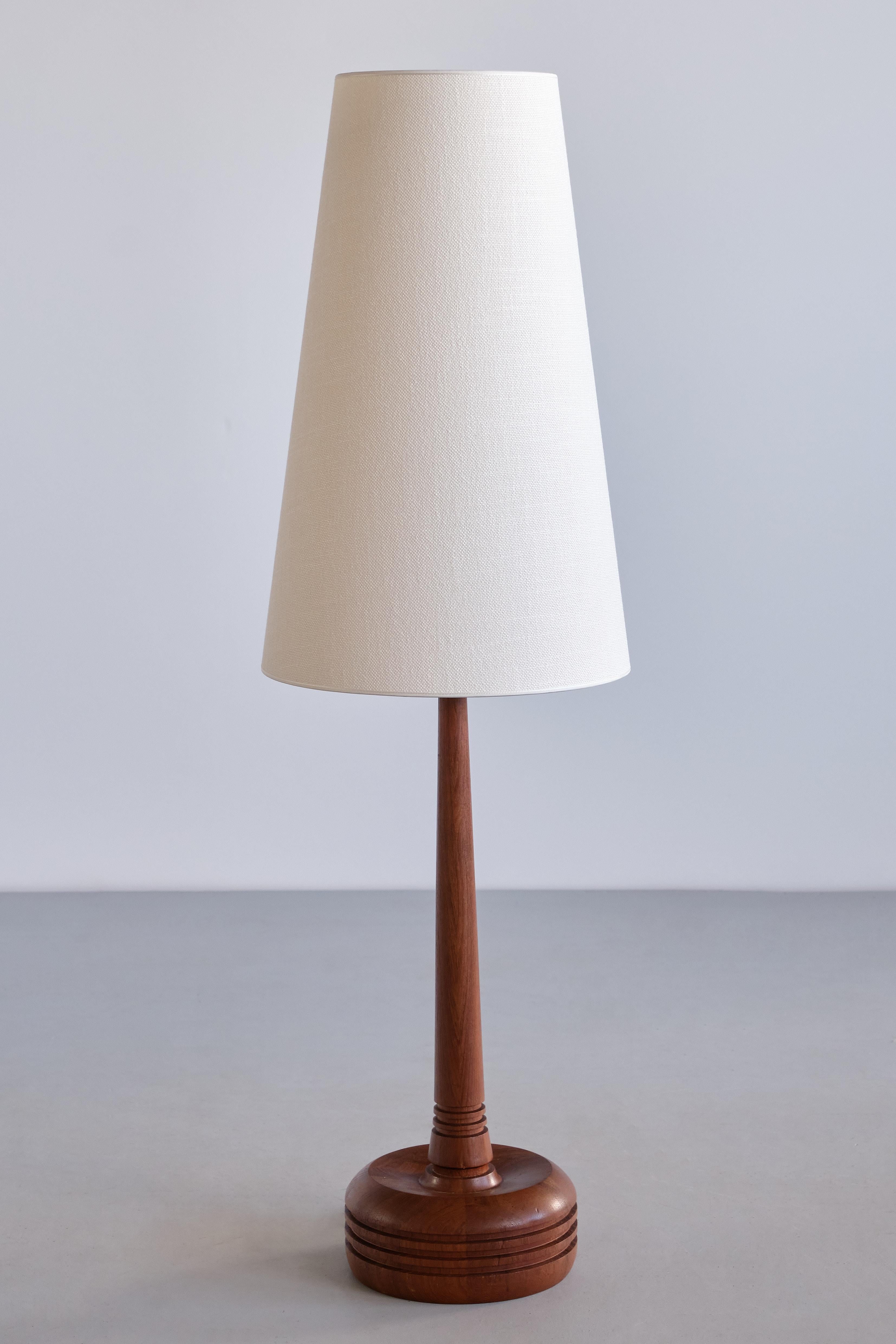 Mid-20th Century Tall Stilarmatur Tranås Table Lamp in Teak Wood with Cone Shade, Sweden, 1960s For Sale