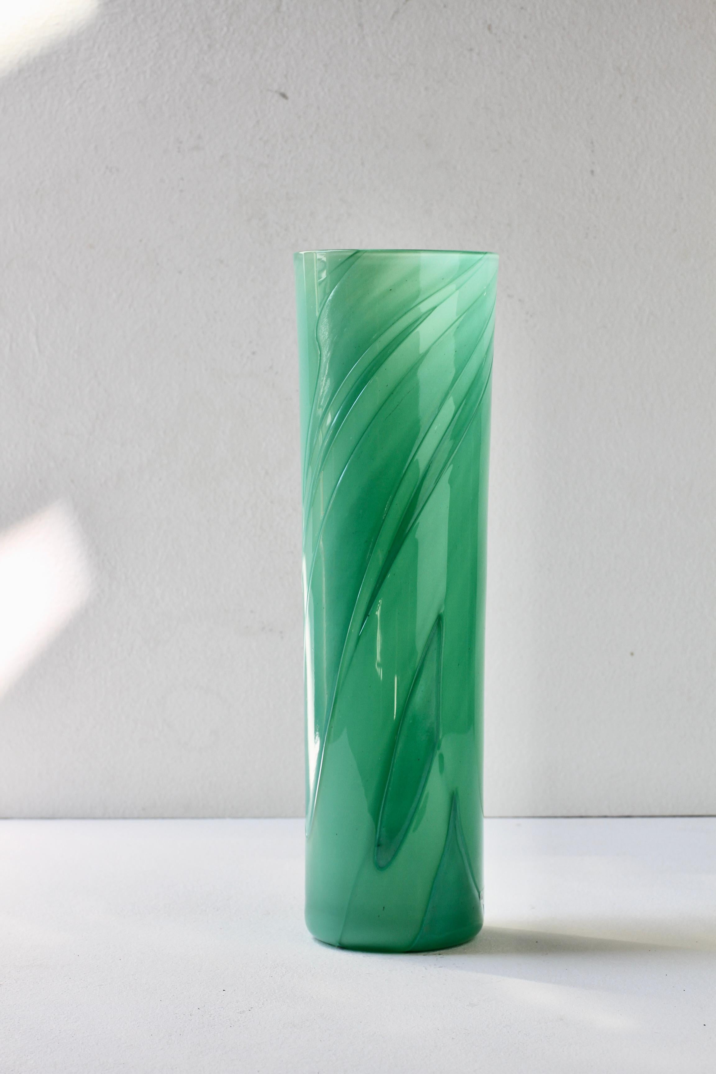 Tall Swedish Green 'Primavera' Glass Vase Signed Anna Ehrner for Kosta Boda 1999 For Sale 4