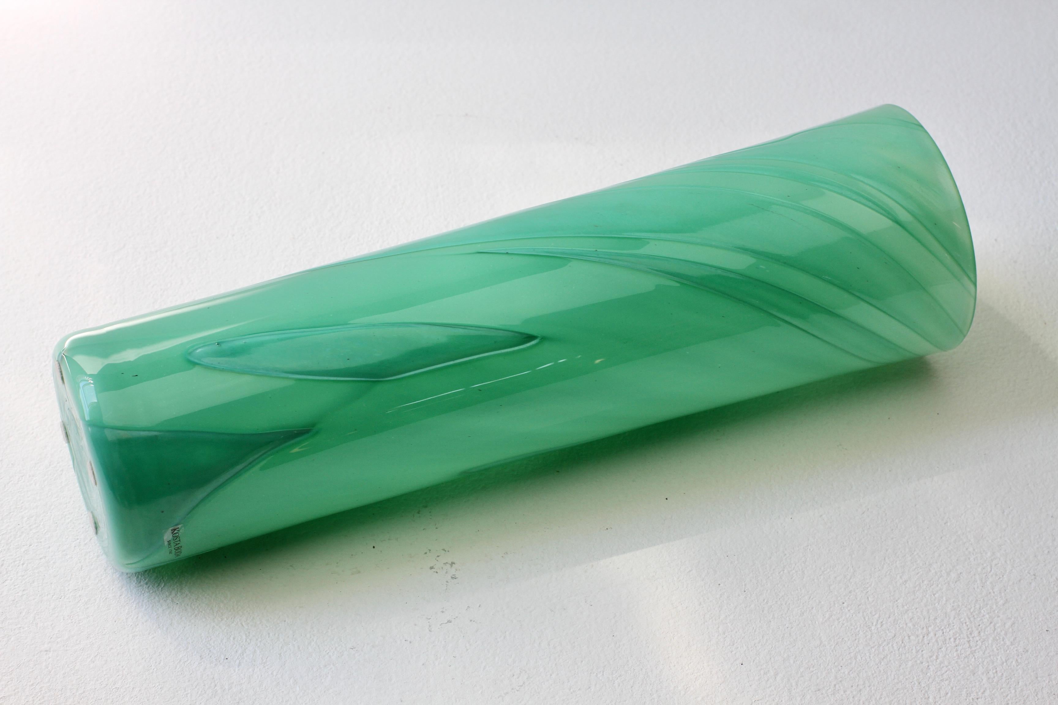 Tall Swedish Green 'Primavera' Glass Vase Signed Anna Ehrner for Kosta Boda 1999 For Sale 8