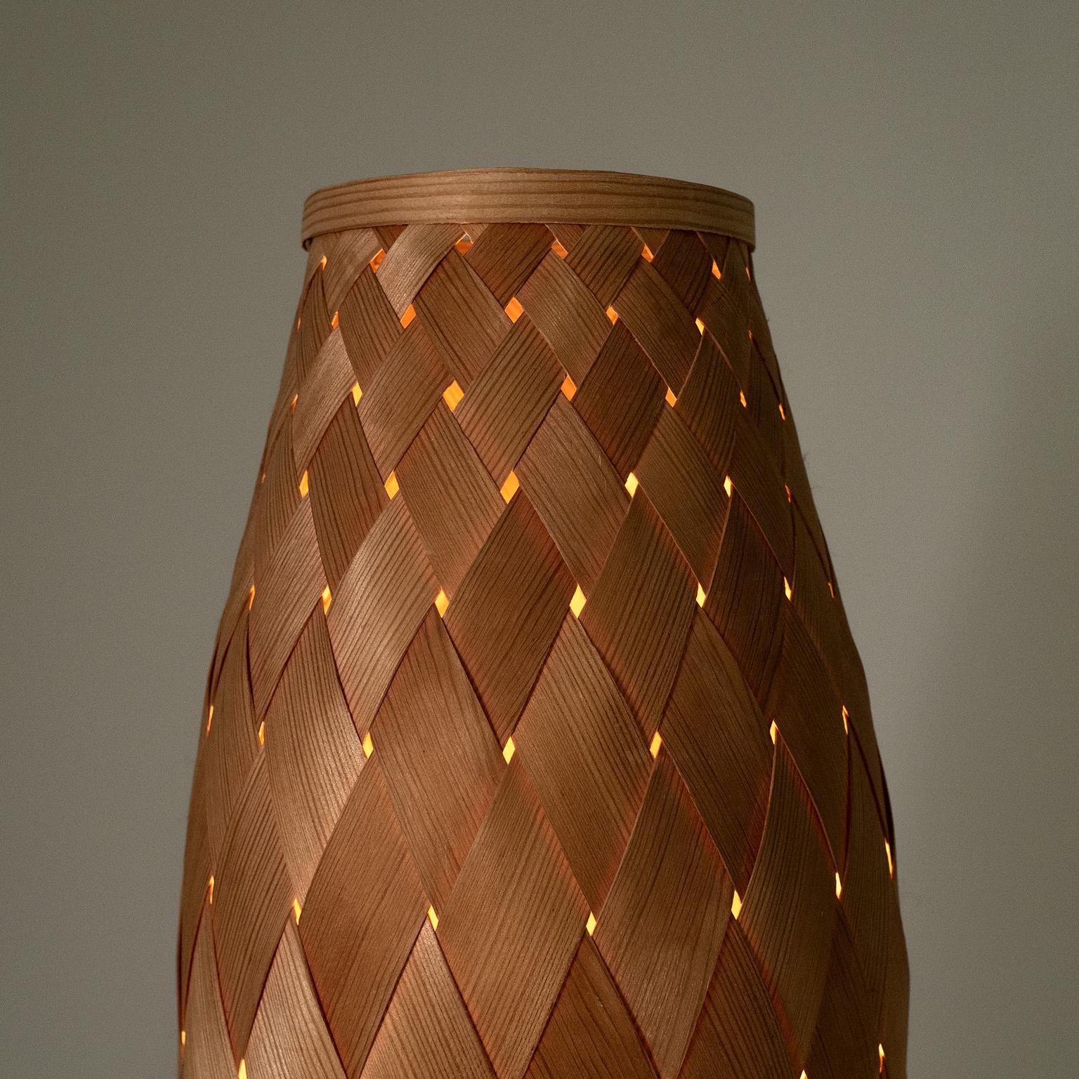 Mid-Century Modern Tall Swedish Pinewood Table Lamp, 1960s For Sale