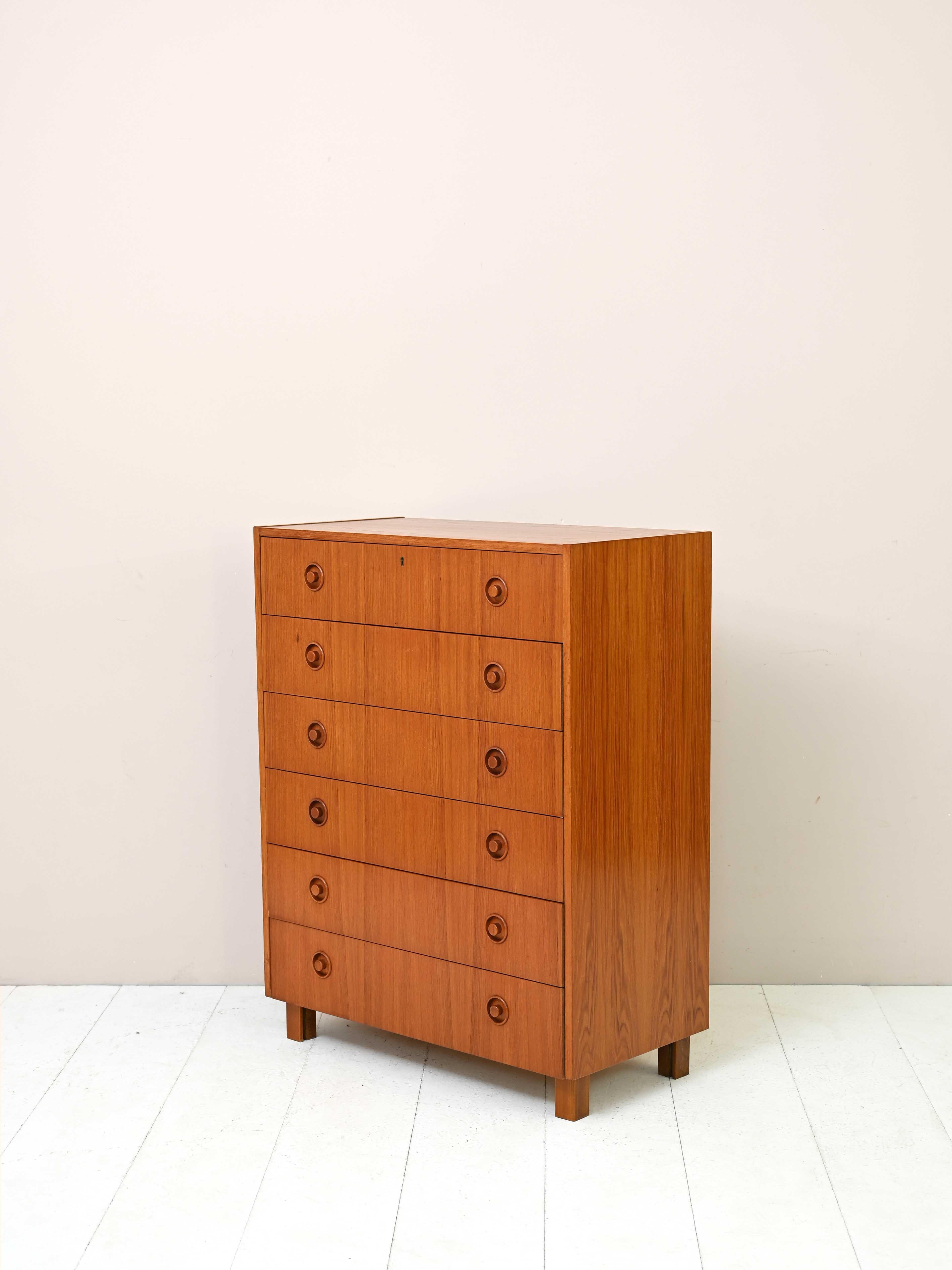 Scandinavian Tall Teak Chest of Drawers with Wooden Knobs For Sale