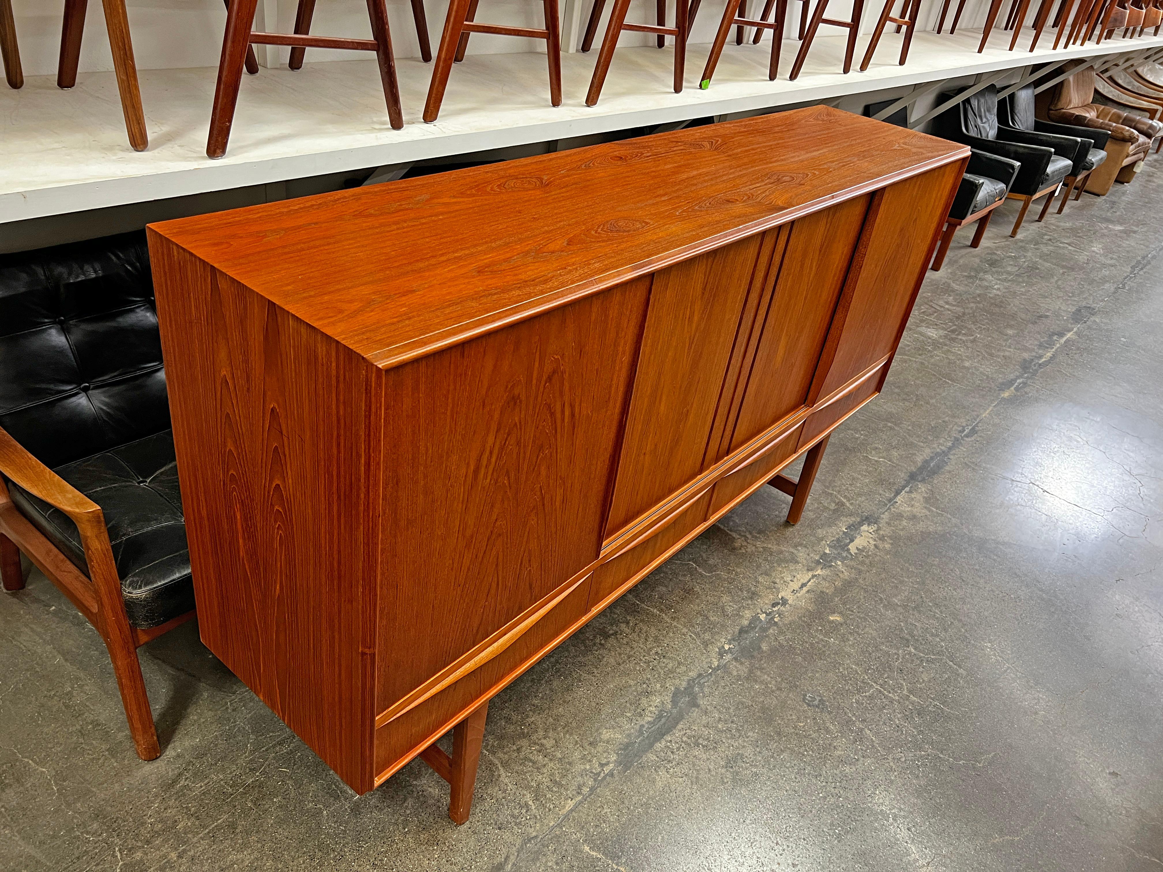Tall Teak Danish Modern Credenza by E.W. Bach with Bar For Sale 3