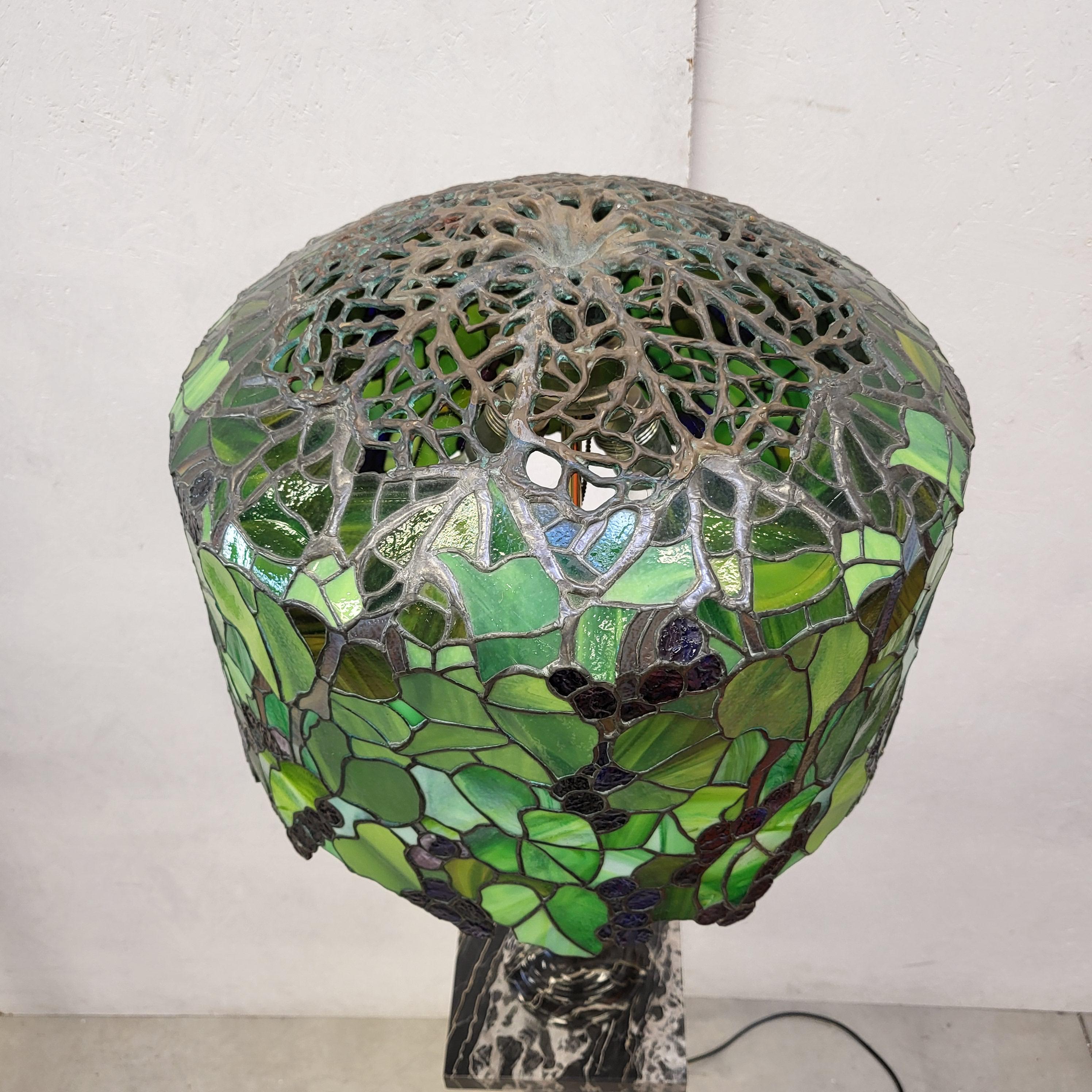wisteria tiffany style lamp