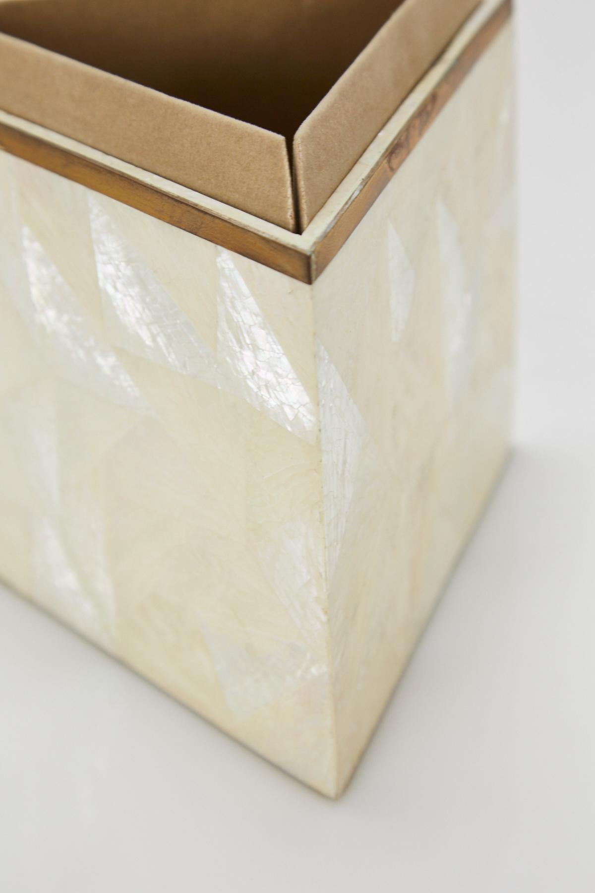 Tall Triangular Postmodern Tessellated Stone and Seashell Lidded Box, 1990s For Sale 3