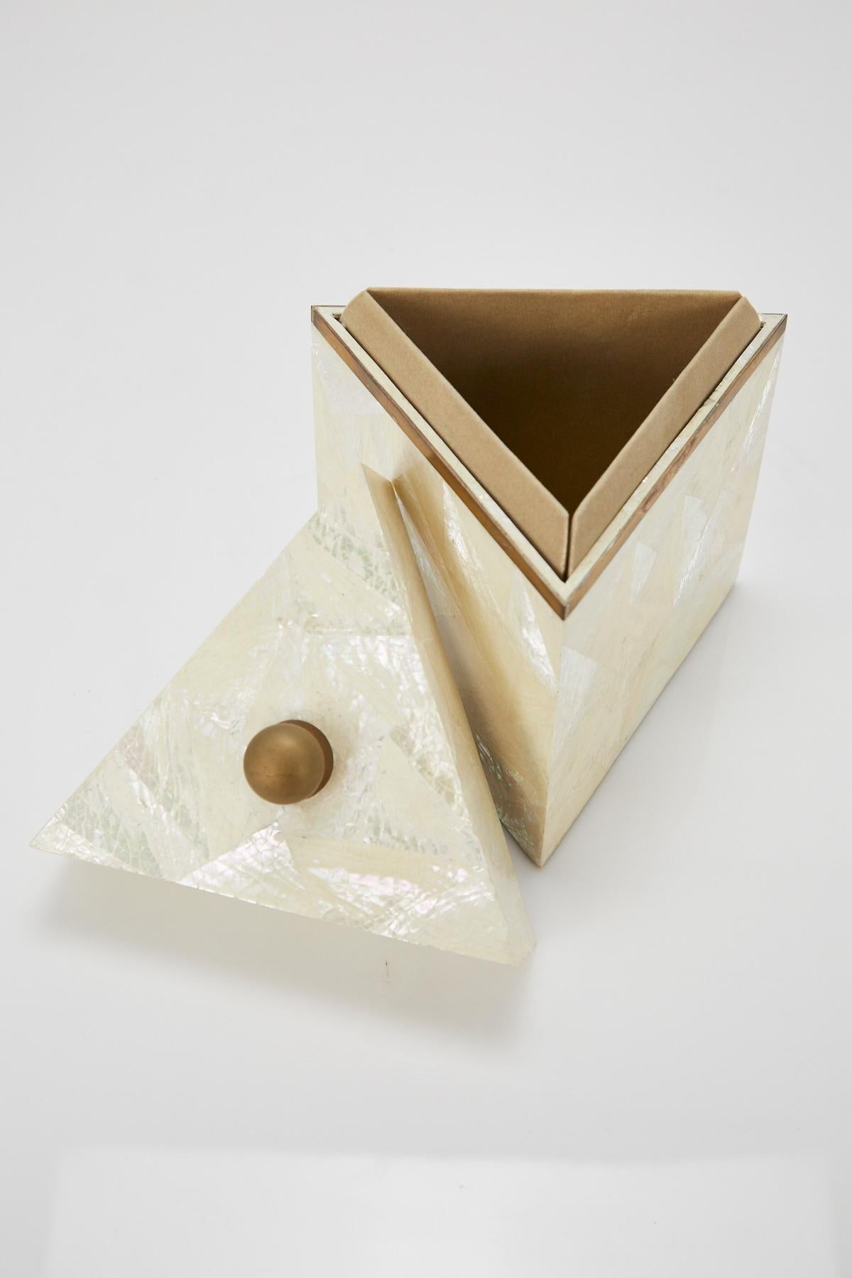Tall Triangular Postmodern Tessellated Stone and Seashell Lidded Box, 1990s In Excellent Condition For Sale In Los Angeles, CA