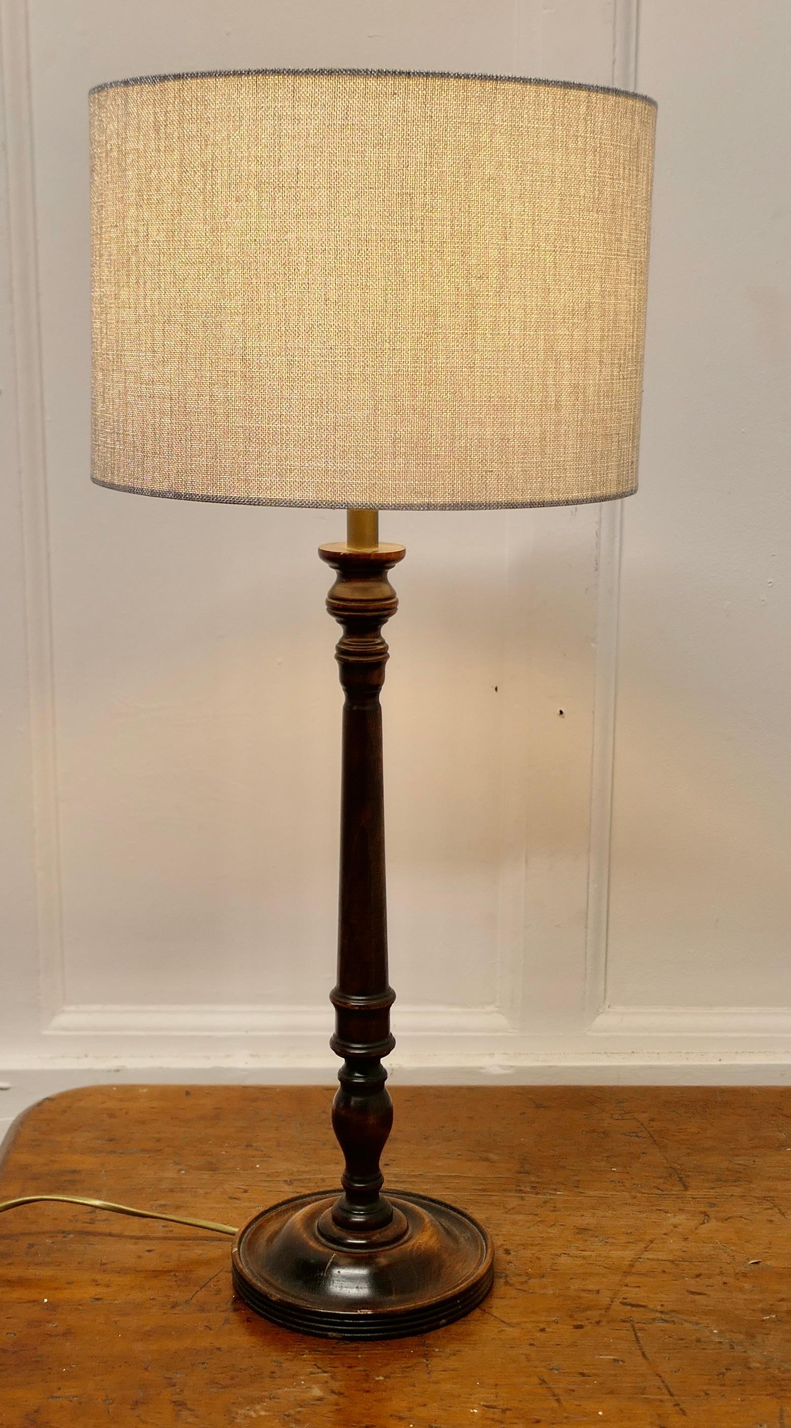 Tall Turned Dark Wood Table Lamp    In Good Condition For Sale In Chillerton, Isle of Wight