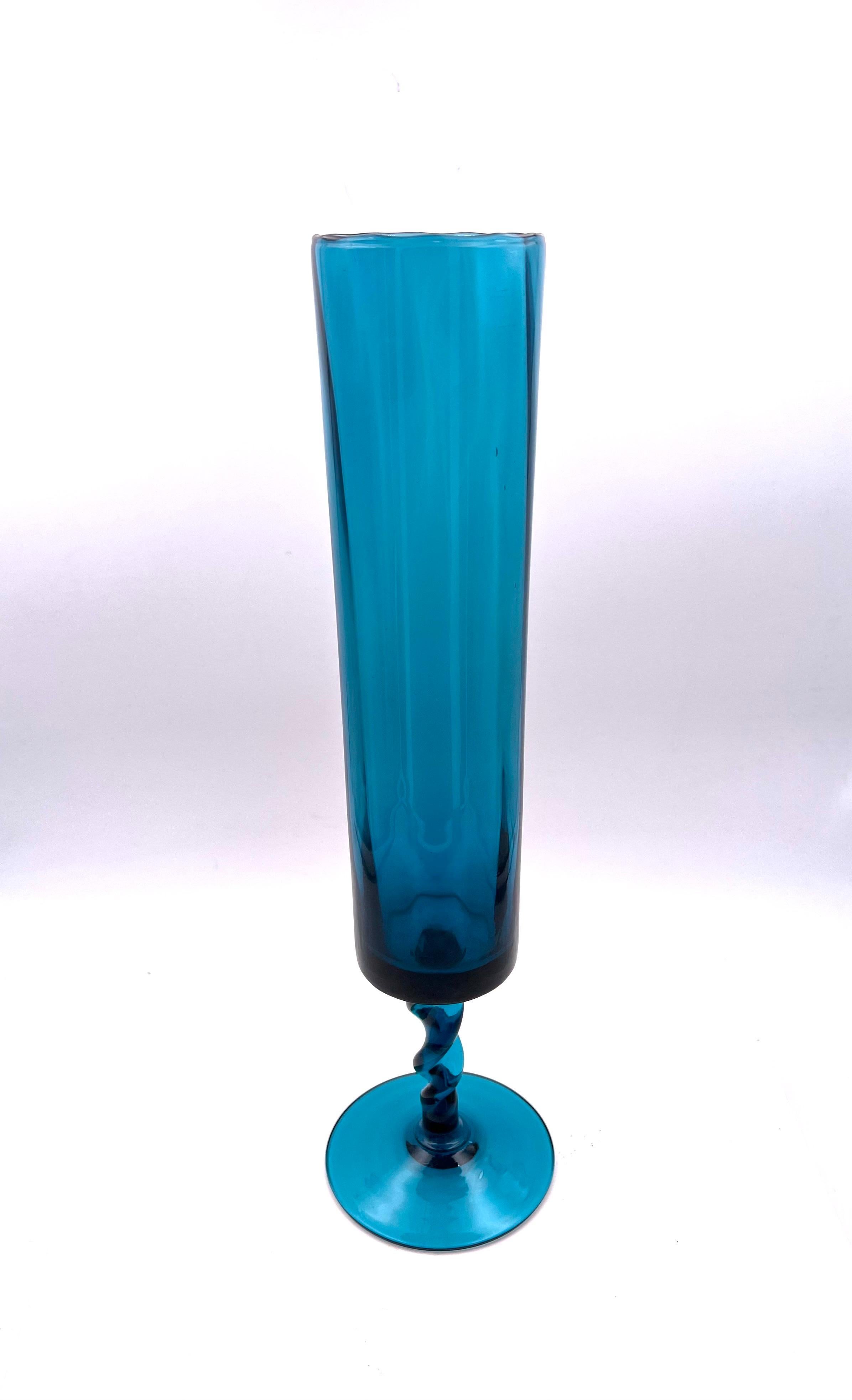 Mid-Century Modern Tall Twisted Empoli Glass Vase For Sale