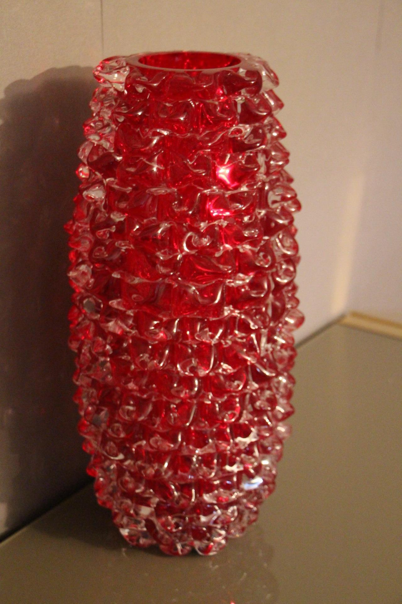 Tall Vase in Ruby Red Murano Glass with Rostrato Spikes Decor For Sale 5