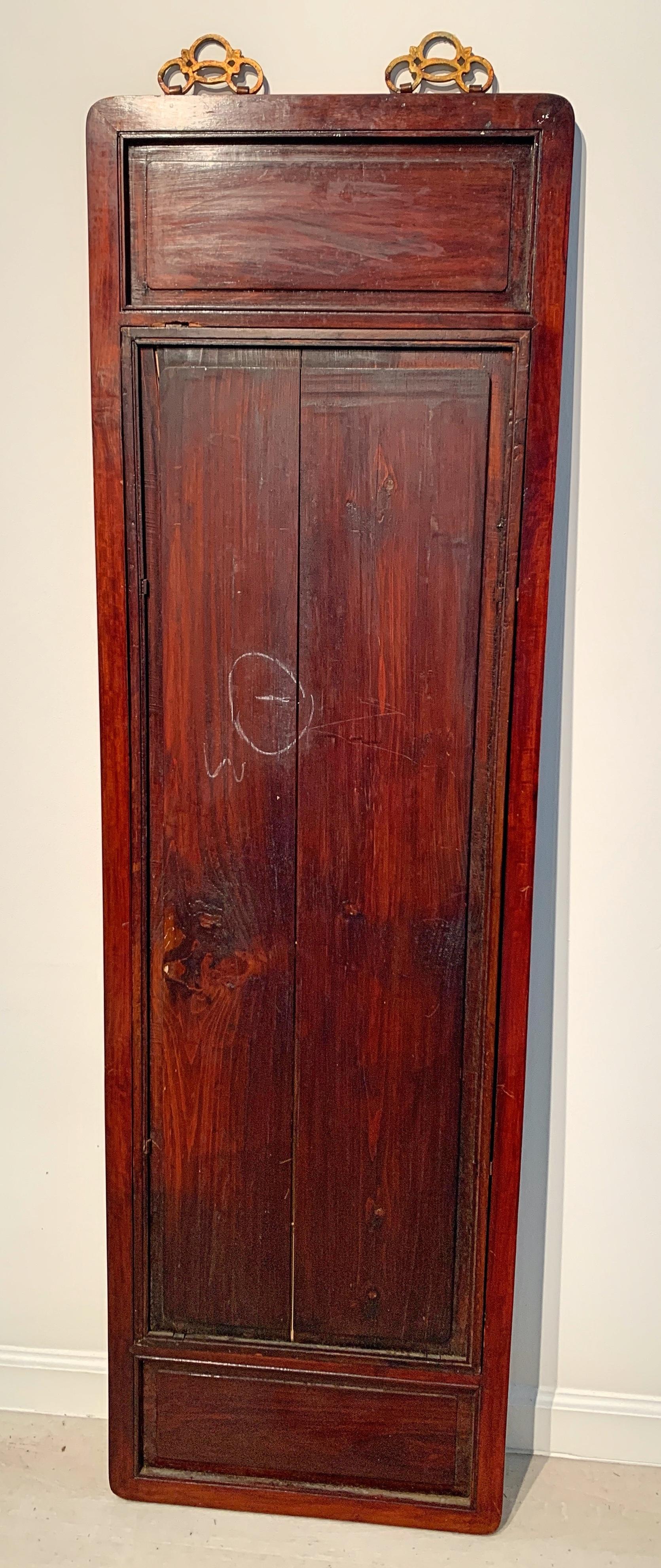 Tall Vintage Chinese Export Reverse Glass Painted Hardwood Framed Hanging Panel In Good Condition For Sale In Austin, TX
