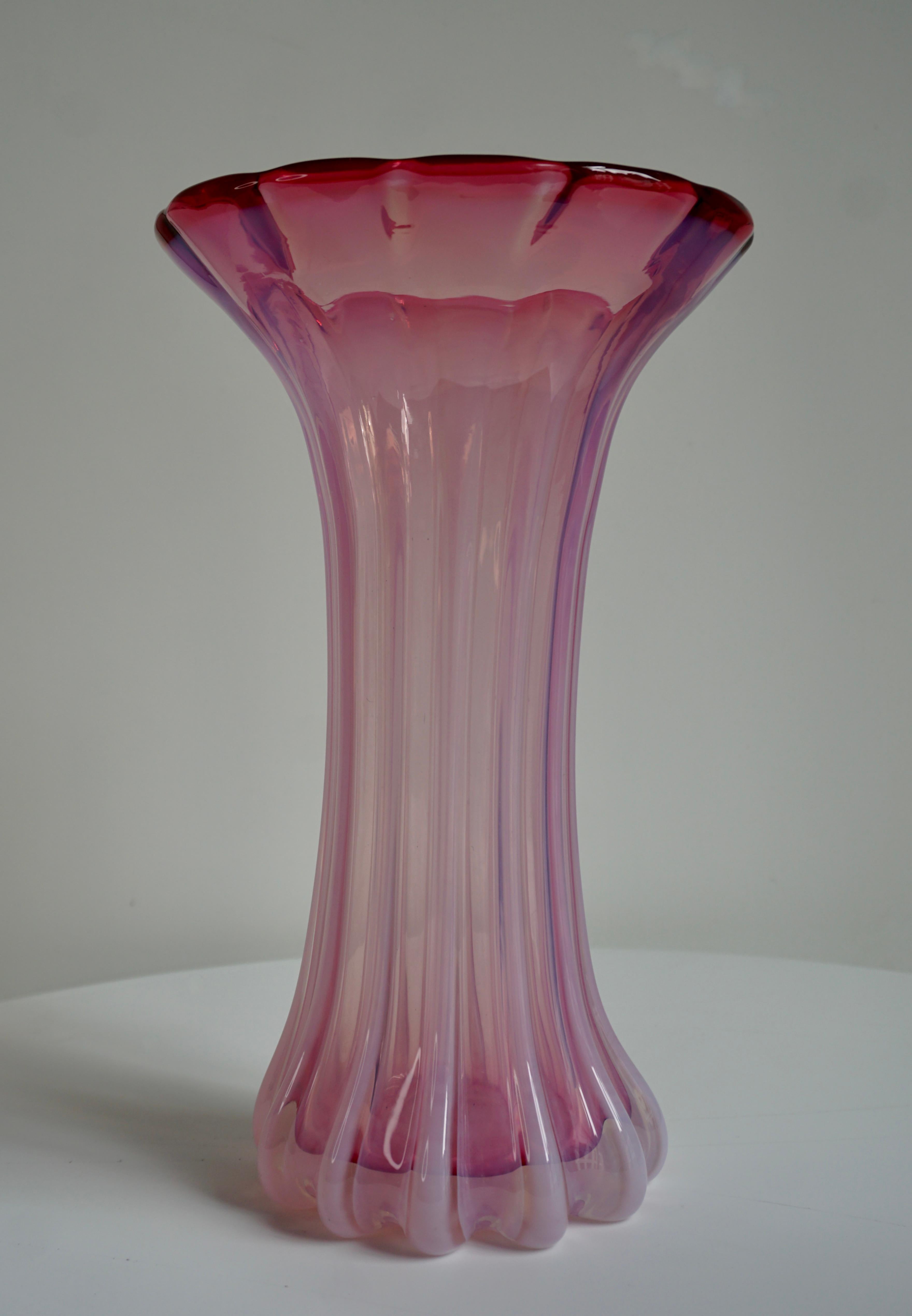 Hollywood Regency Tall Vintage Italian Murano Pink Glass Vase For Sale