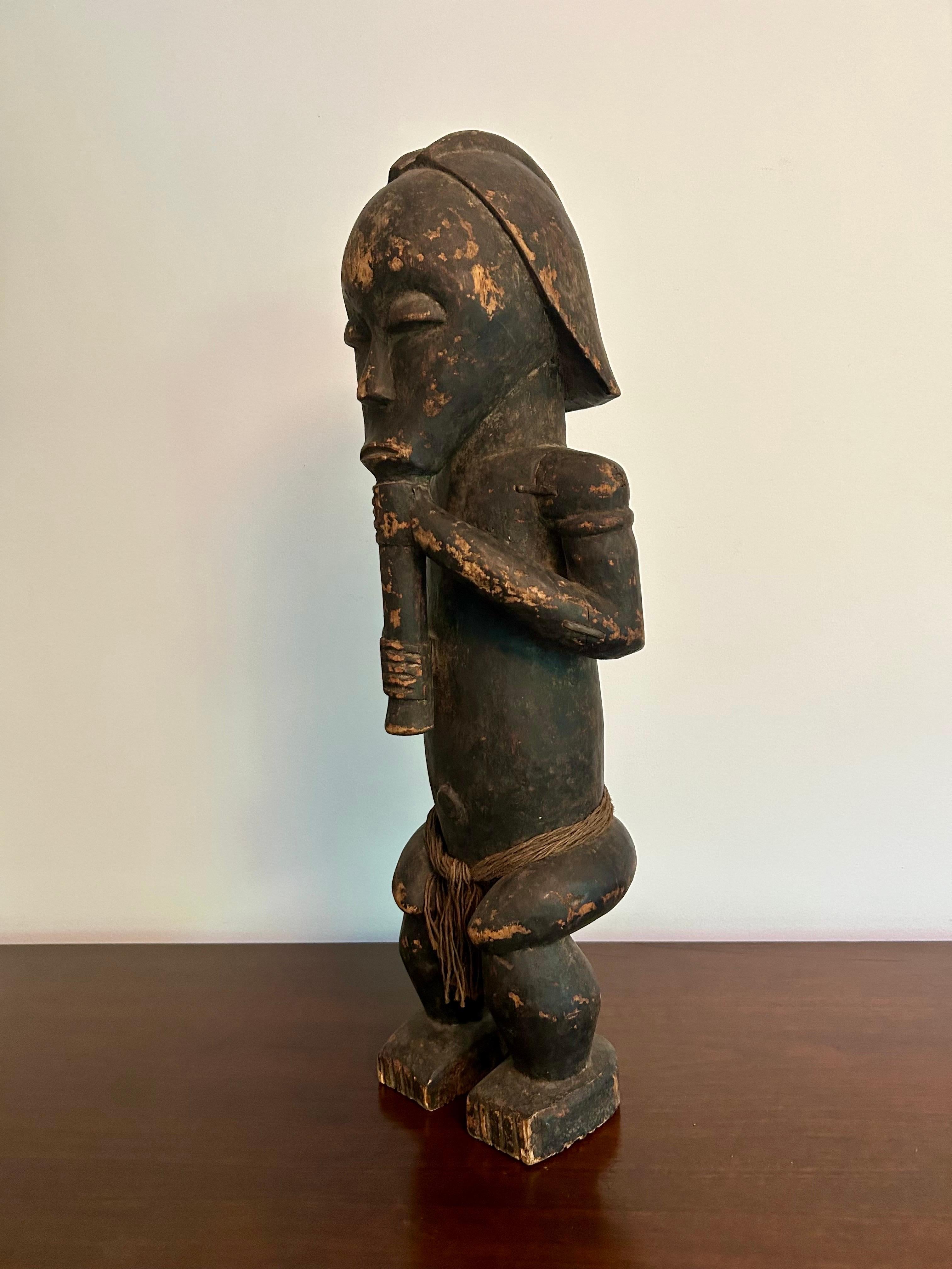 Große Vintage Luba Figur Afrikanische Kunst (Kongolesisch) im Angebot