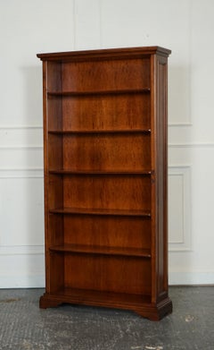 TALL ViNTAGE OPEN SOLID WOOD BOOKCASE WITH ADJUSTABLE SHELVES