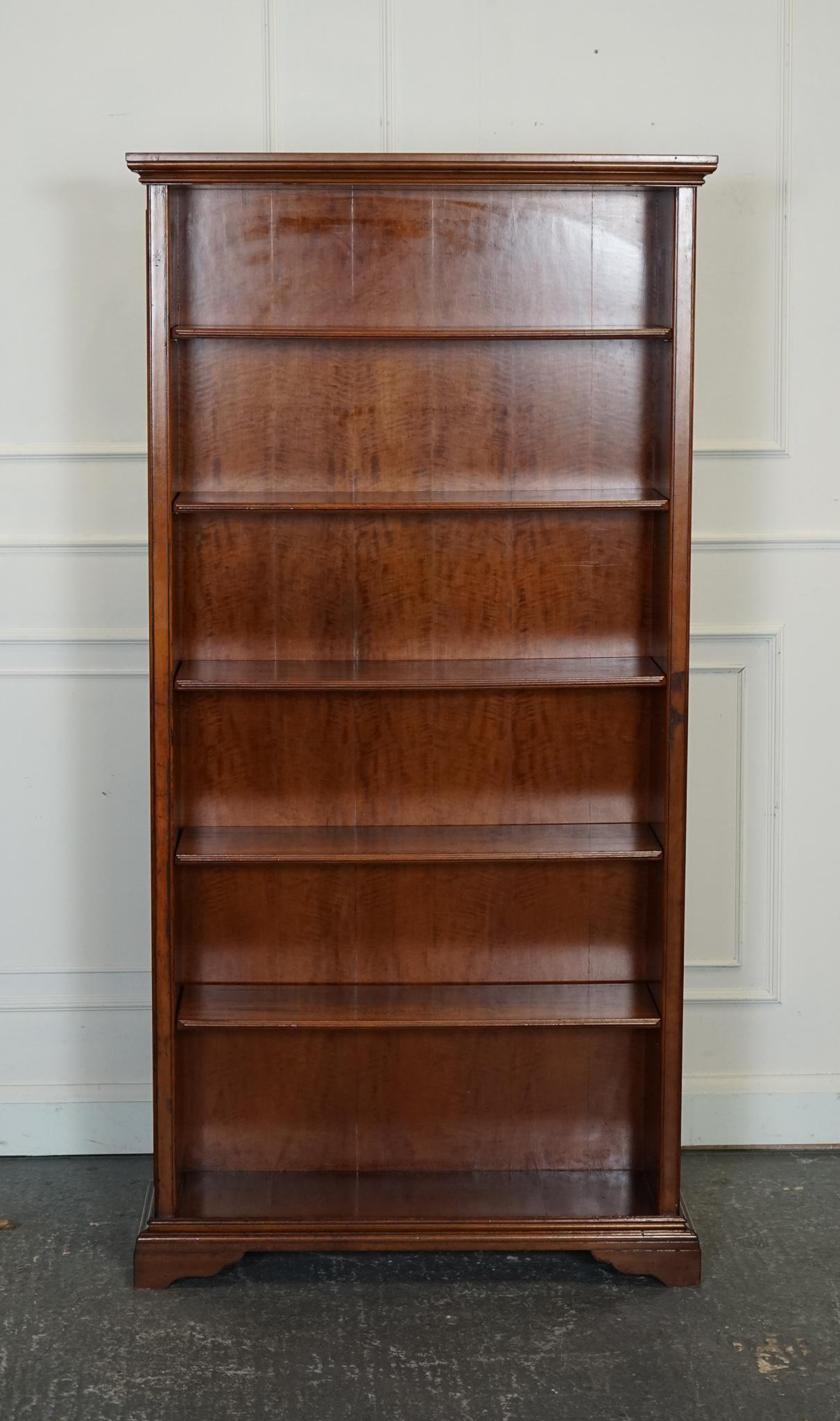 British TALL ViNTAGE OPEN SOLID WOOD BOOKCASE WITH ADJUSTABLE SHELVES