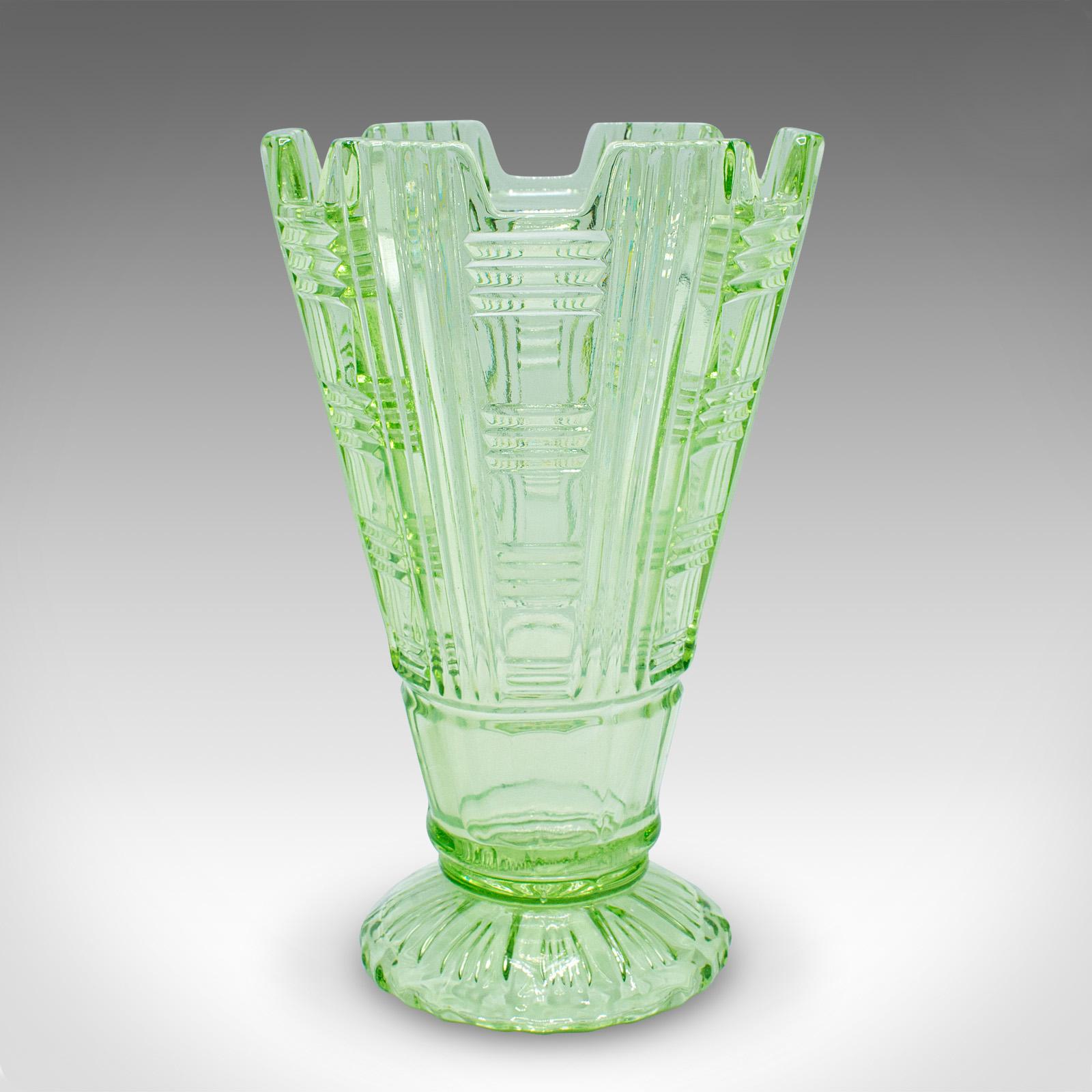 Art Deco Tall Vintage Sharing Sundae Cup, English, Art Glass, Dessert Server, Circa 1930 For Sale
