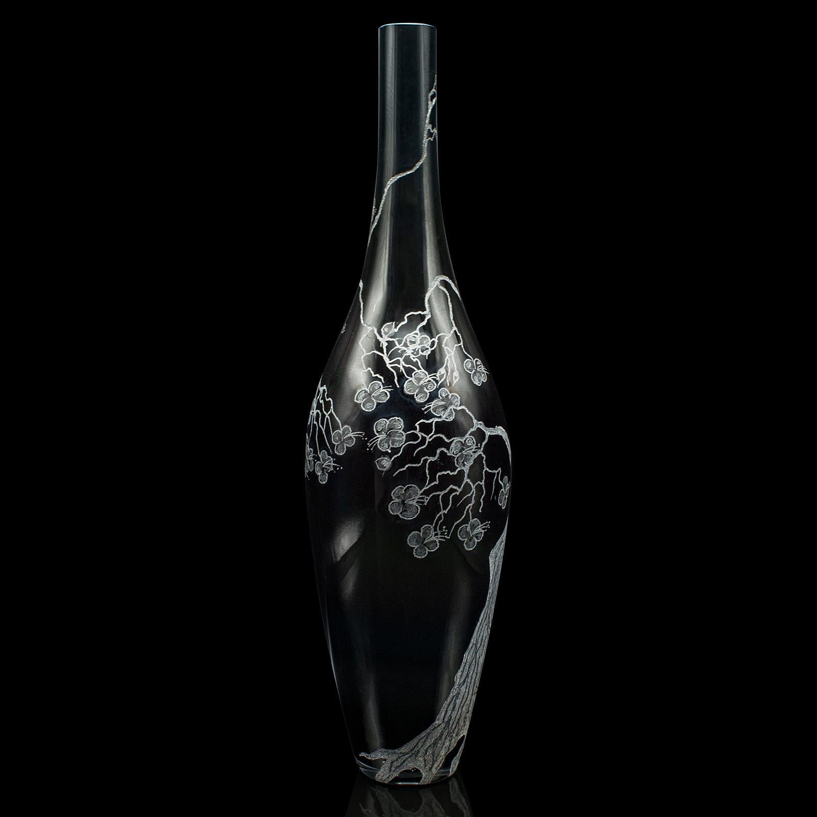Jarrón Tallo Vintage Alto, Oriental, Vidrio Artístico, Manga Floral, Japonés, Decorativo en Bueno estado para la venta en Hele, Devon, GB