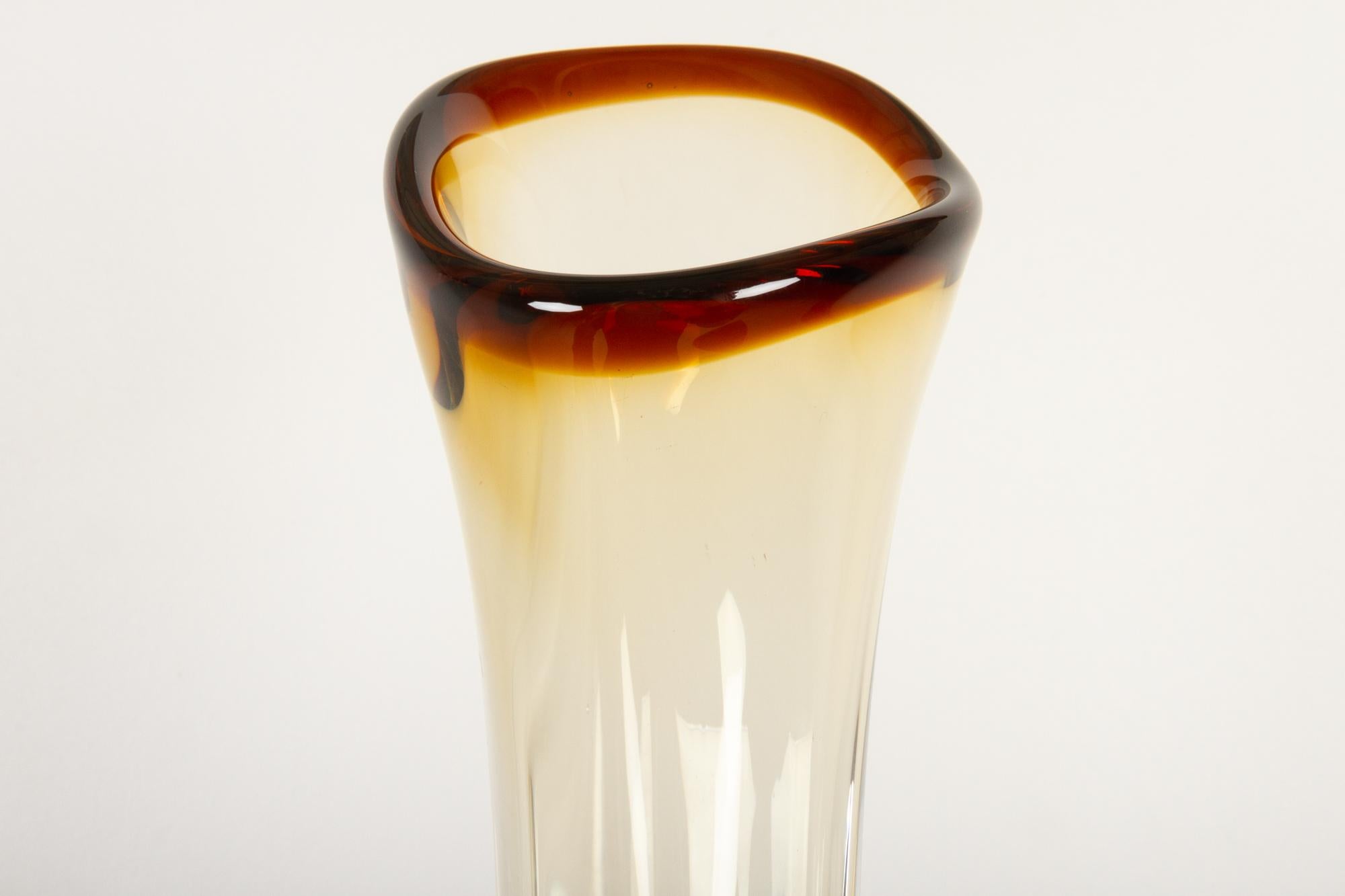 Tall Vintage Swedish Glass Vase, Mid-20th Century In Good Condition For Sale In Asaa, DK