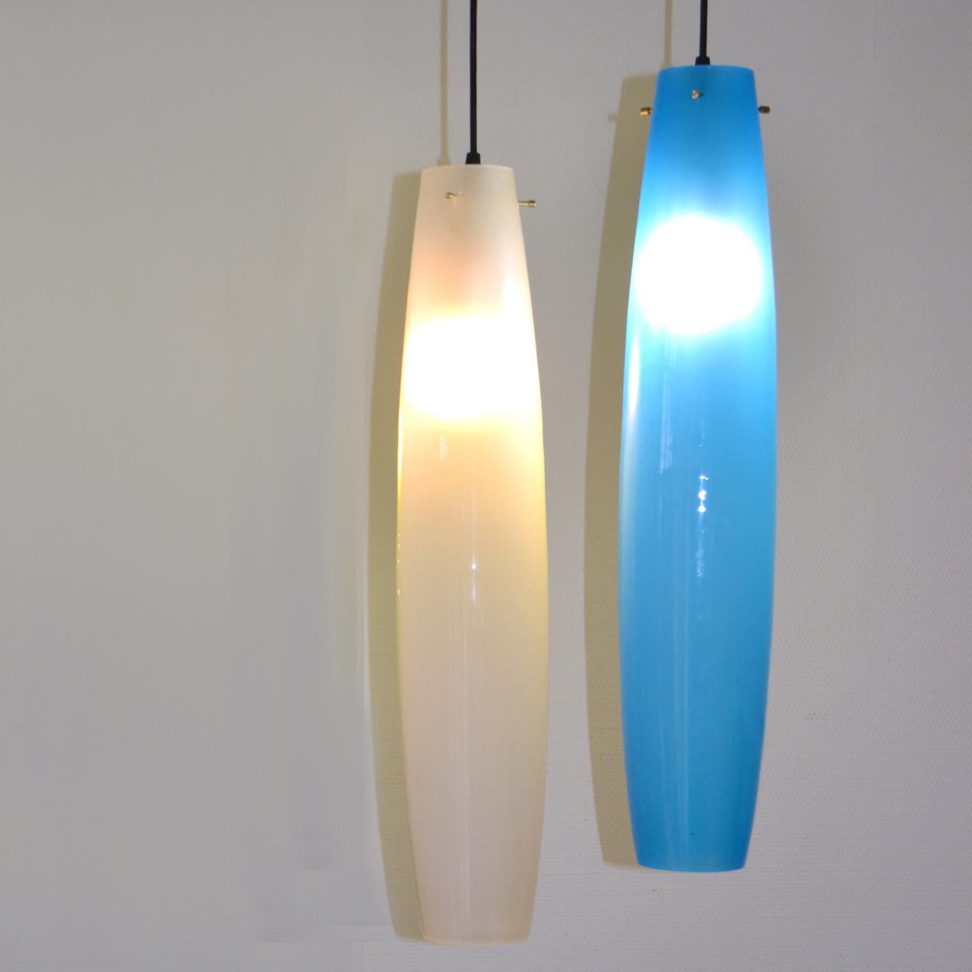 Mid-20th Century Tall Vistosi Murano White and Blue Glass Pendants by Alessandro Pianon, 1960's For Sale