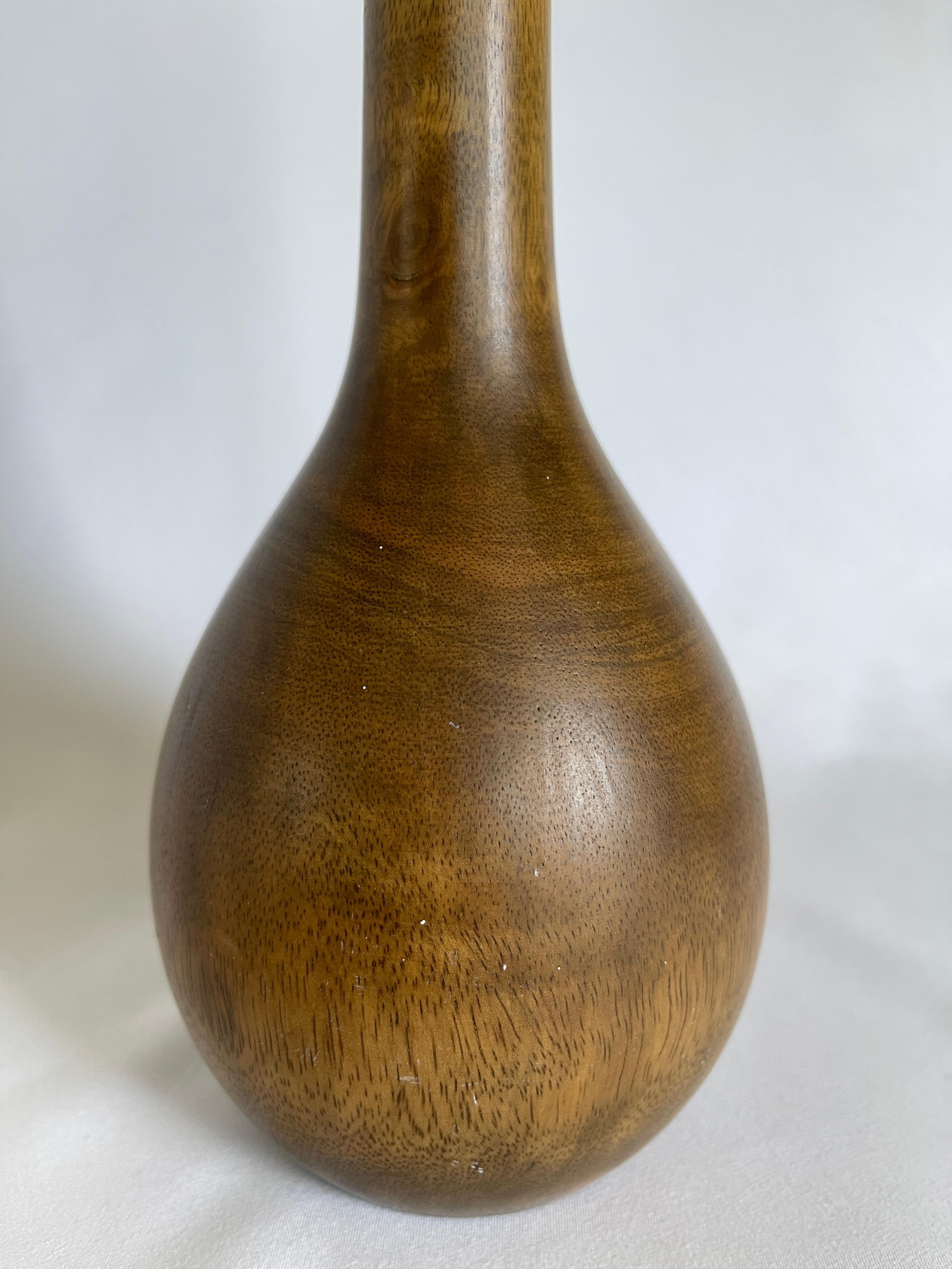 Tall walnut sculpture bottle vase hand turned on lathe, attributed to Phillip Lloyd Powell of the New Hope School, Pennsylvania.