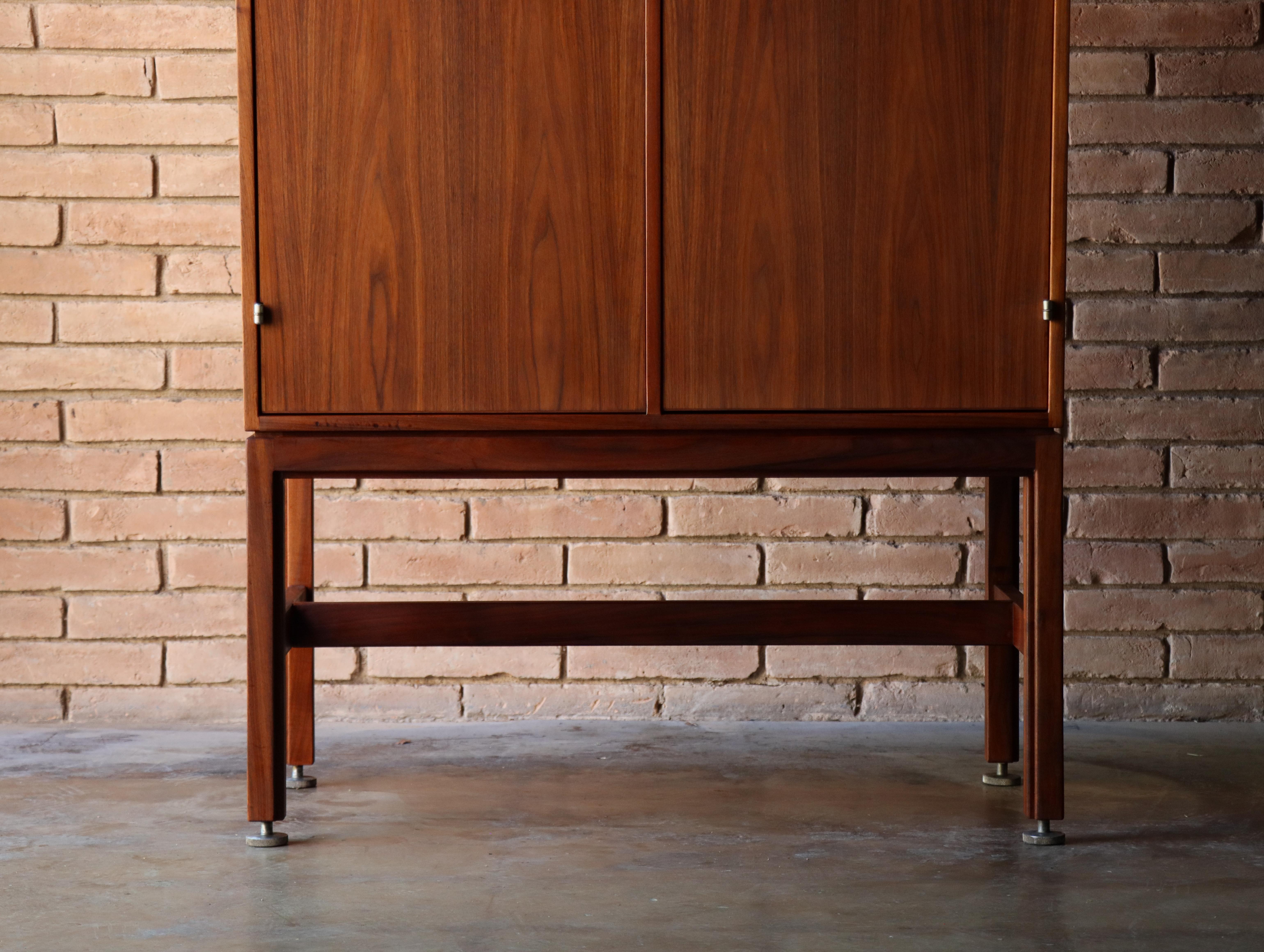 American Tall Walnut Cabinet by Jens Risom, 1960s - Mid Century For Sale