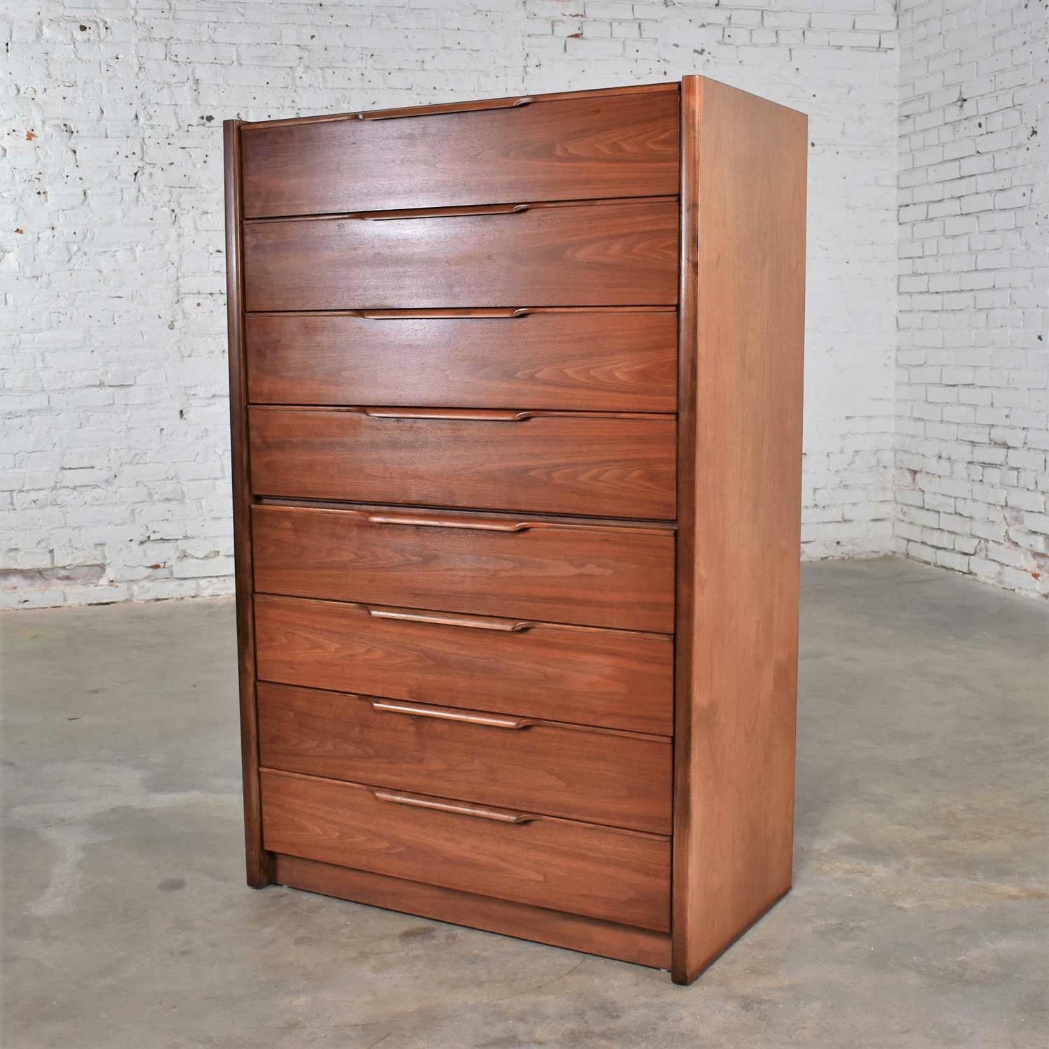 Veneer Tall Walnut Scandinavian Modern Style Chest of Drawers by Barzilay Furniture Mfg