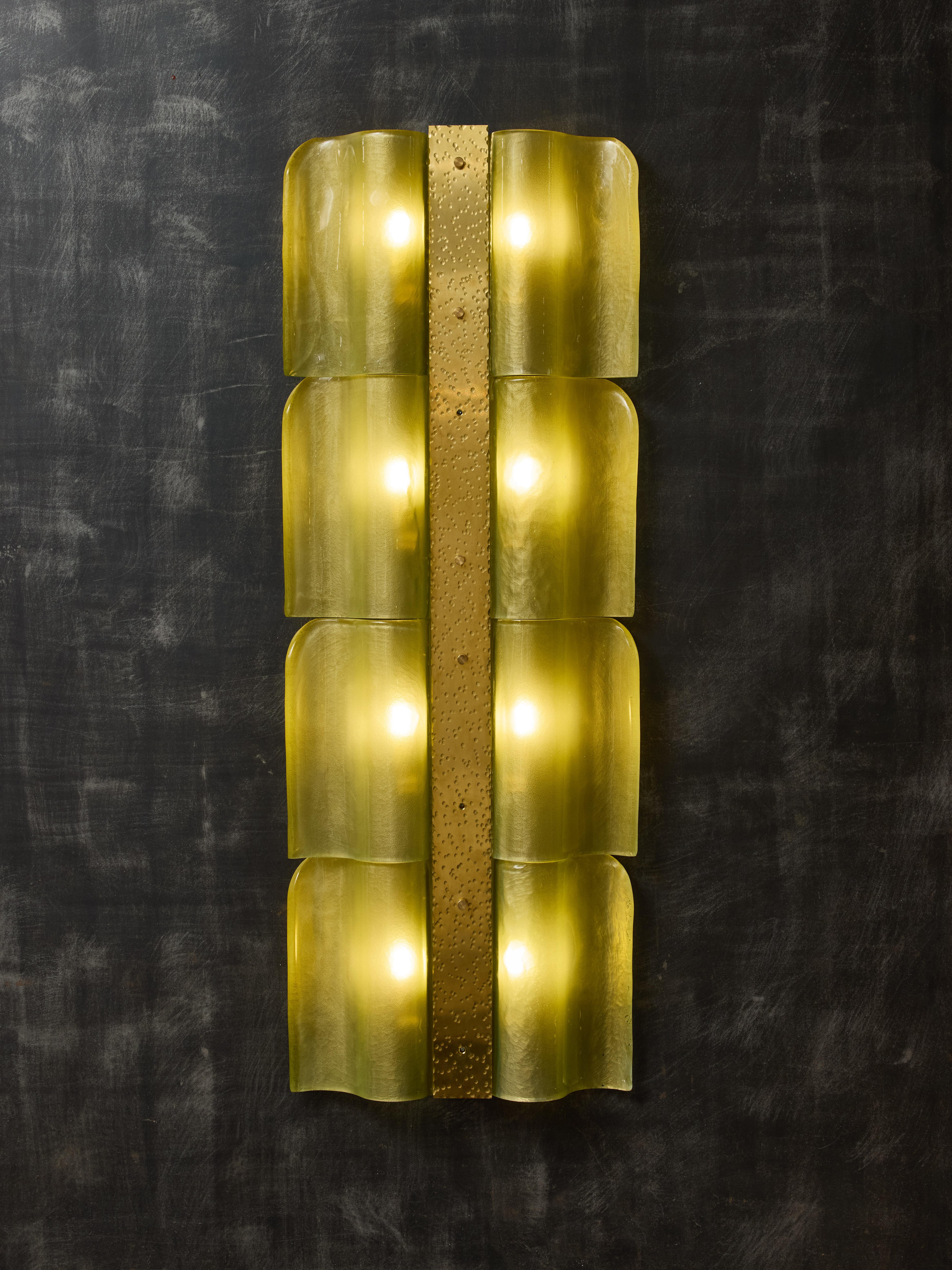 Modern Tall Wavy Brass and Green Murano Glass Wall Sconces For Sale