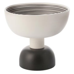Centre de table blanc et noir d'Ettore Sottsass