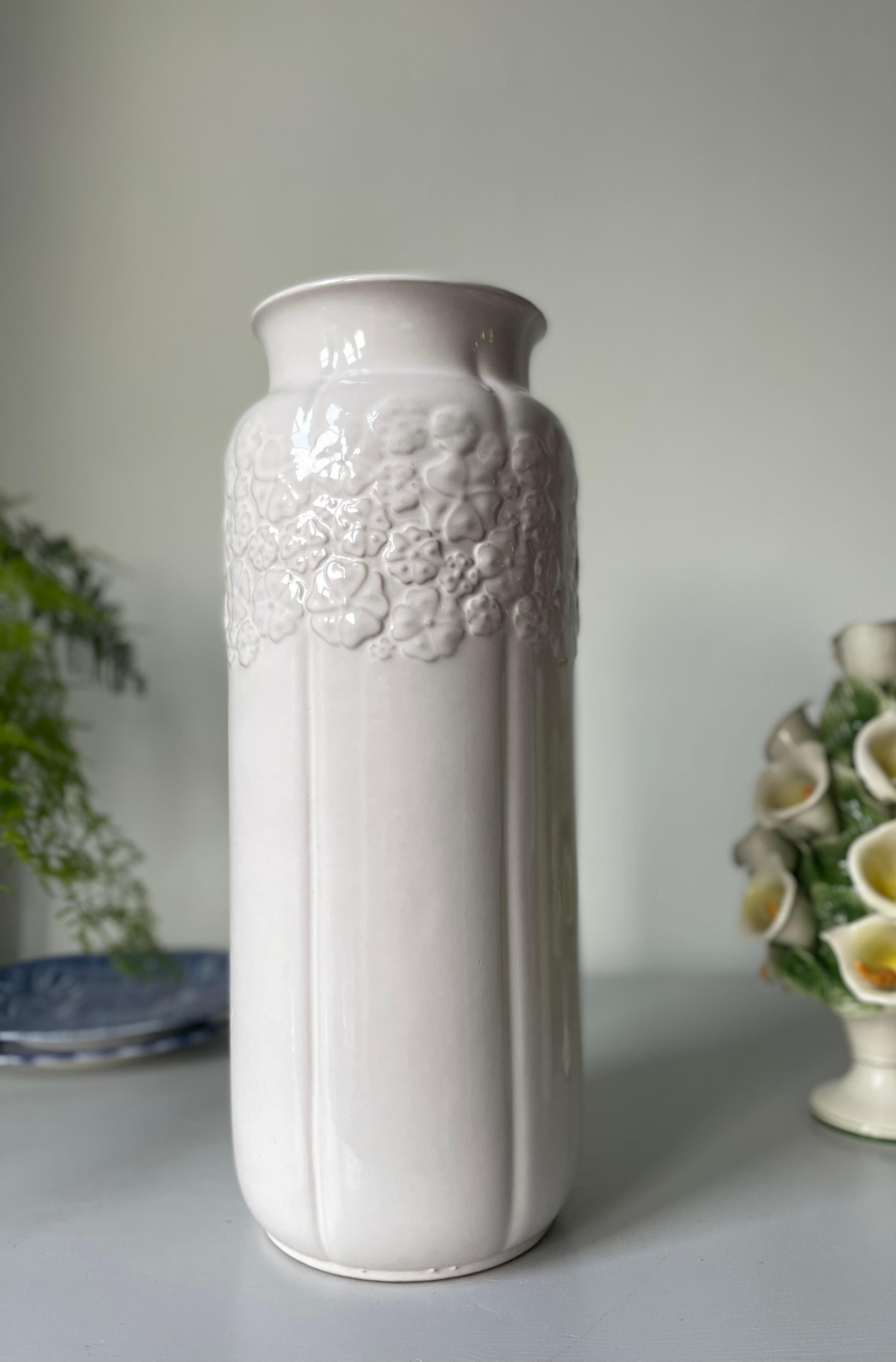 German Bay Keramik Tall White Modernist Floor Vase With Organic Decor, 1970s For Sale