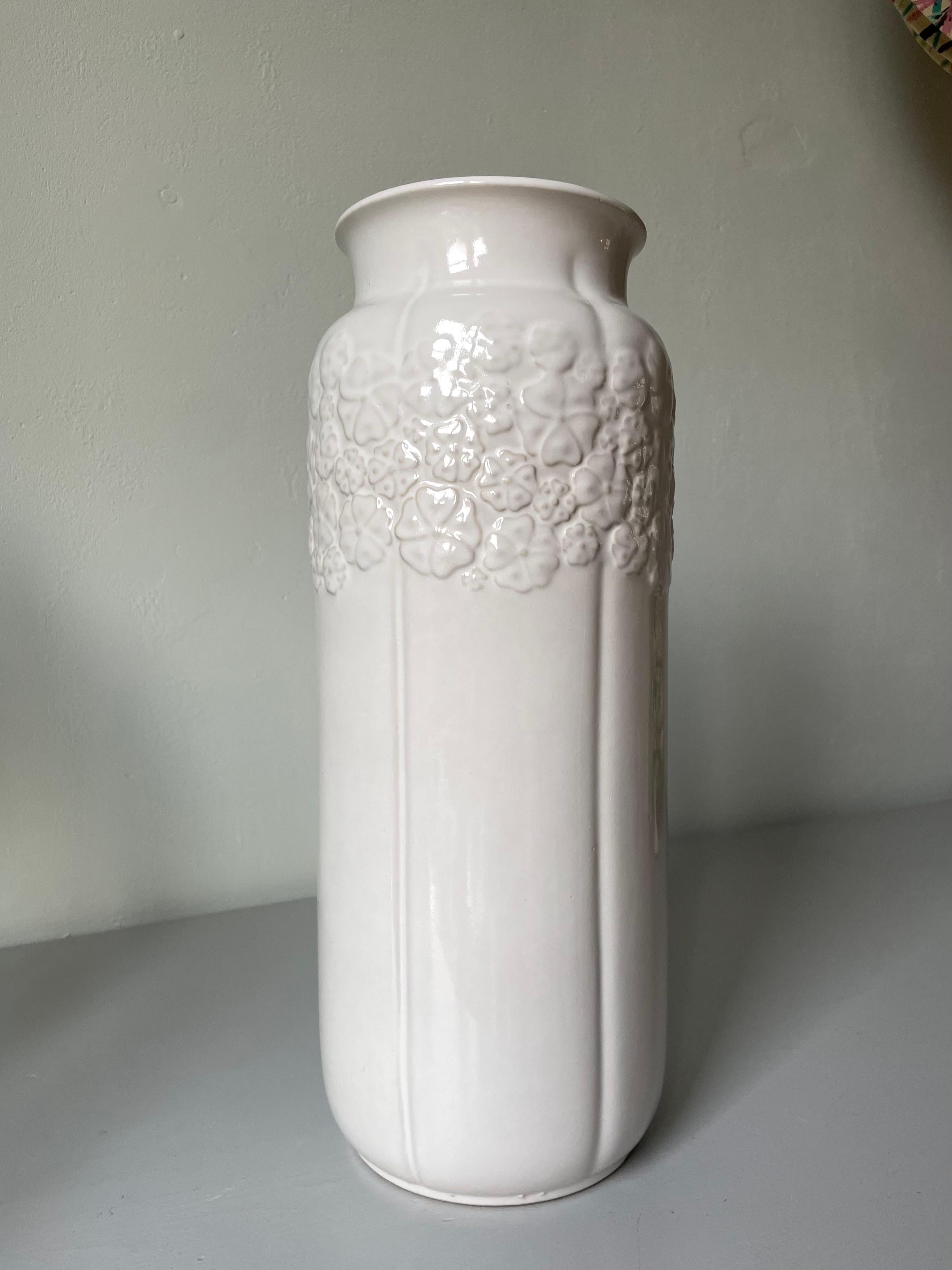 Ceramic Bay Keramik Tall White Modernist Floor Vase With Organic Decor, 1970s For Sale