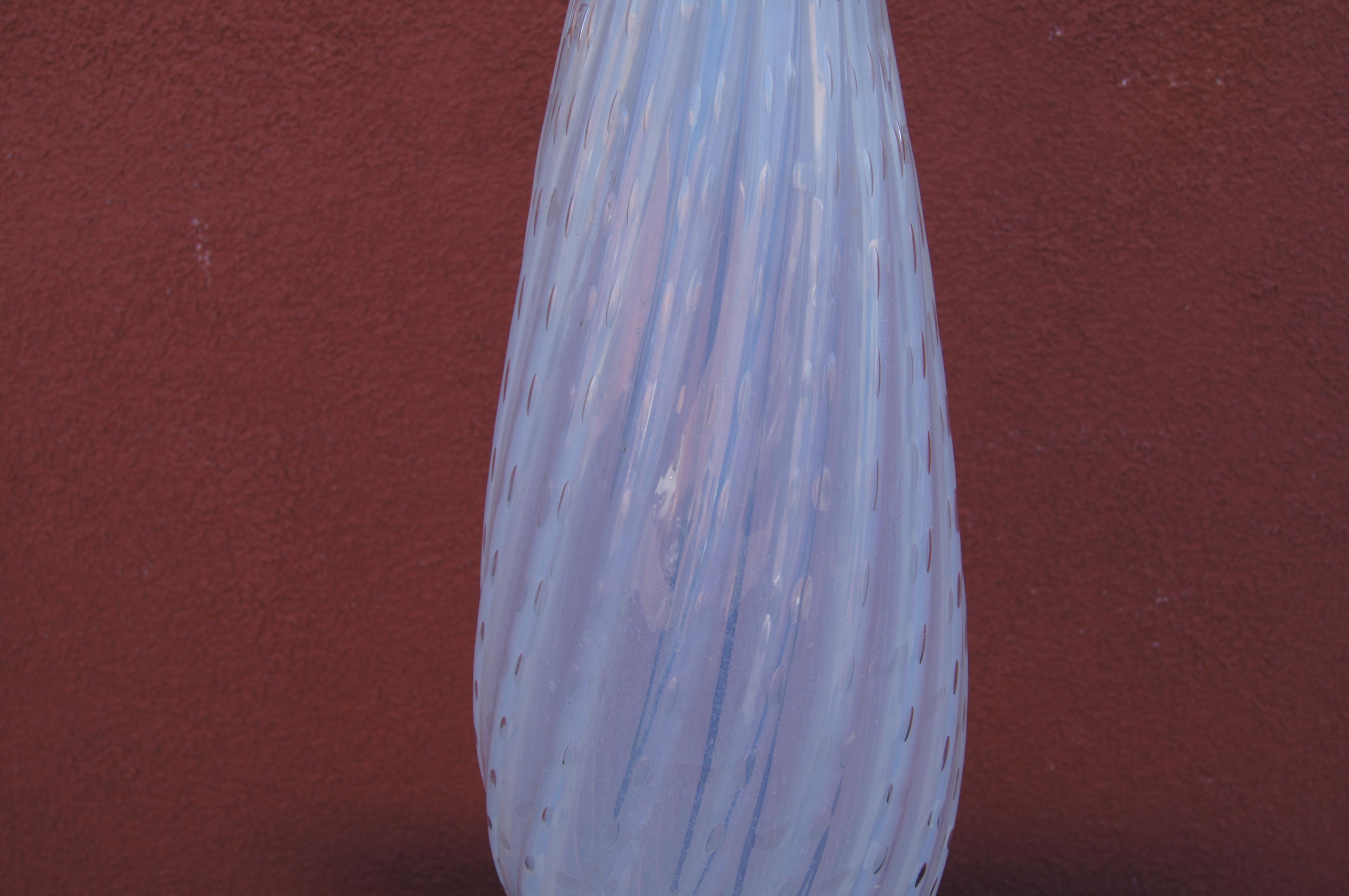 Lámpara de mesa alta de cristal de Murano vintage blanco en Bueno estado para la venta en Dorchester, MA