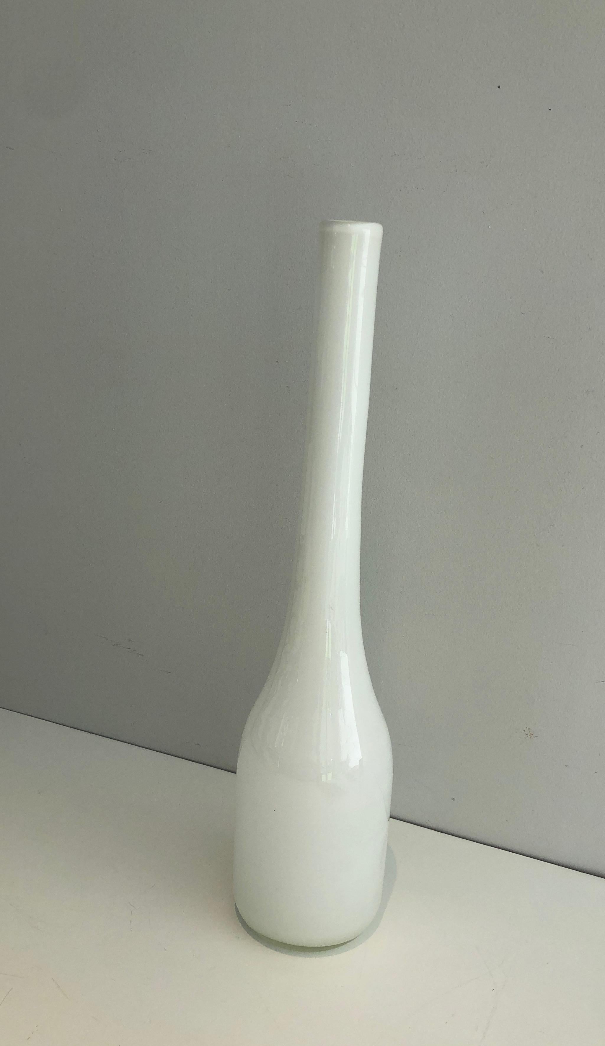 Tall White Opaline Glass Vase, French Work, Circa 1970 For Sale 2