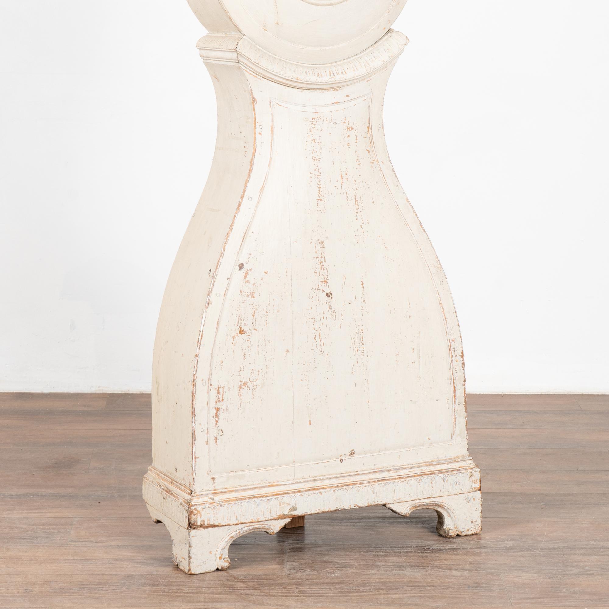 Tall White Swedish Pine Mora Grandfather Clock, circa 1840 For Sale 2