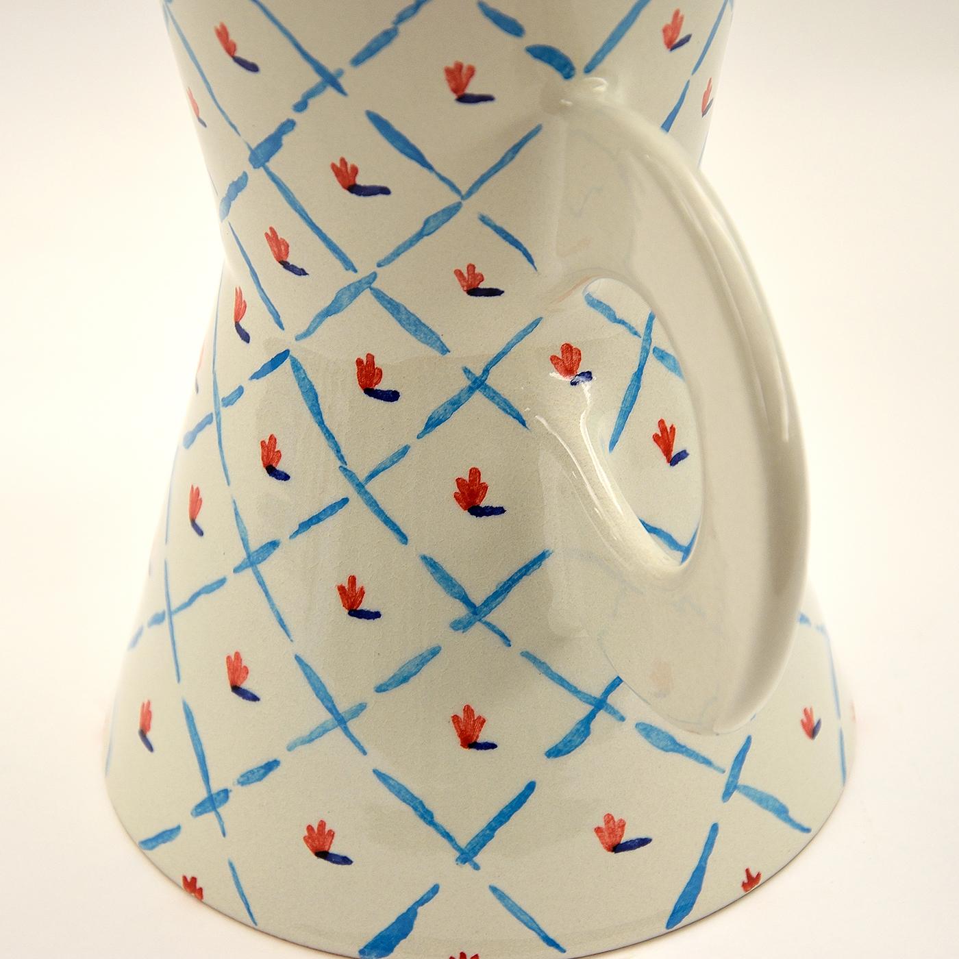 Hand-Crafted Tall White Vase by Ugo La Pietra For Sale