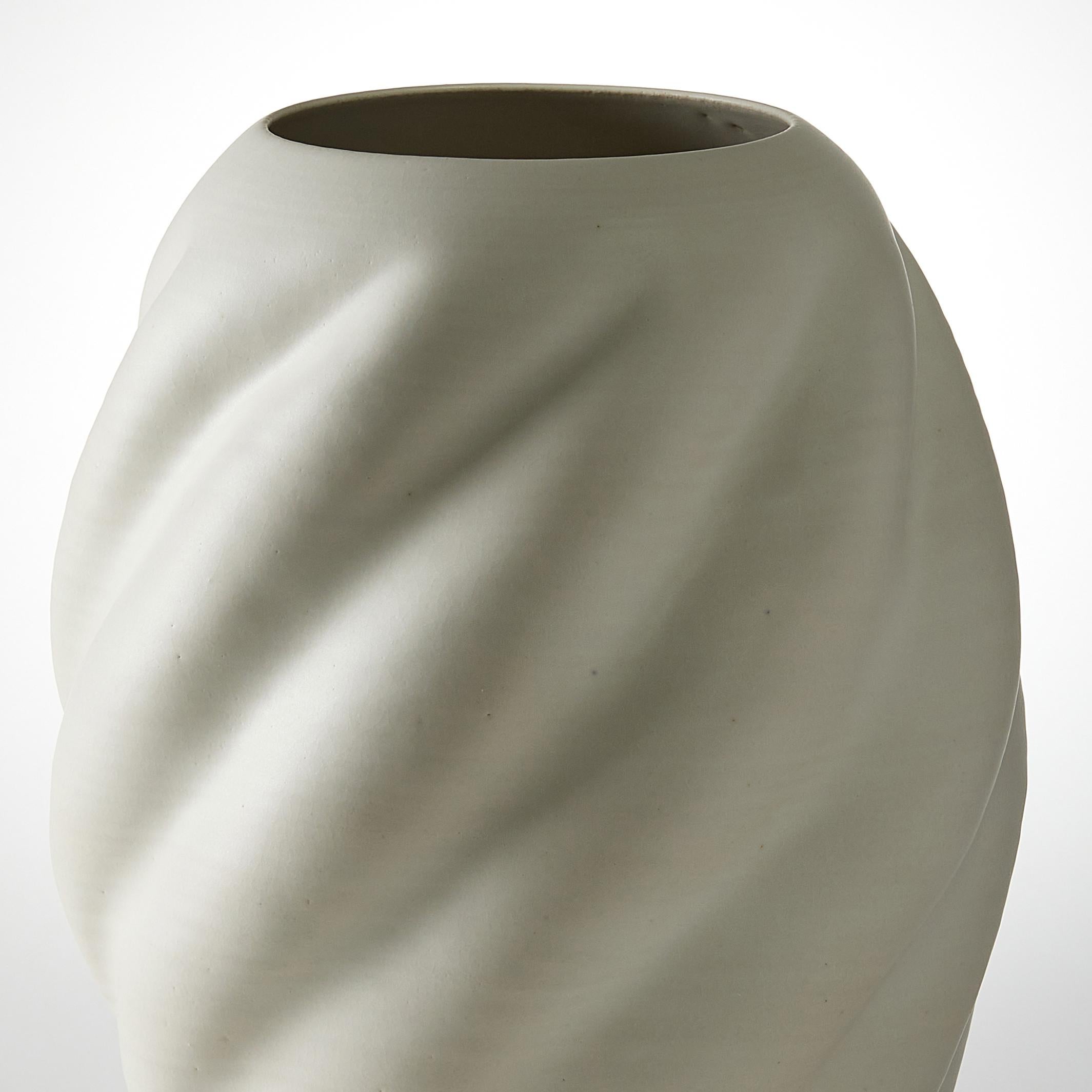 Hand-Crafted Tall White wave Form No 44, a unique Ceramic Vessel by Nicholas Arroyave-Portela