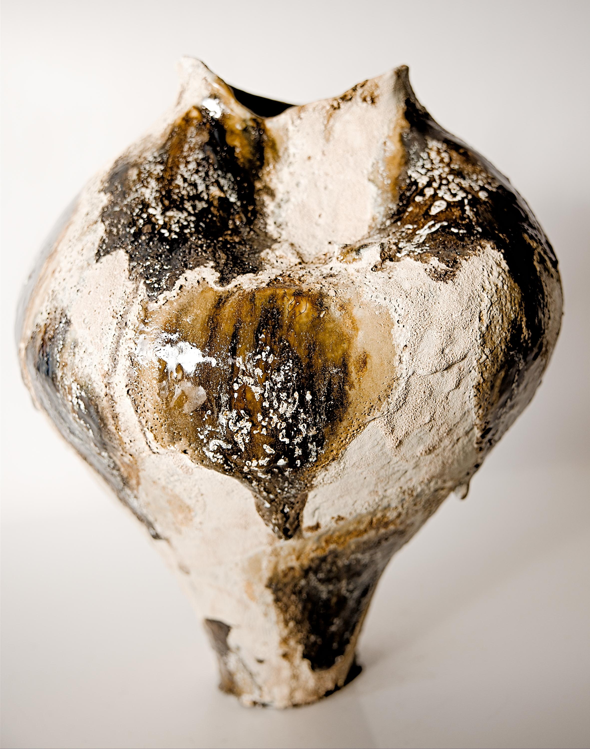 Tall Woodland Moon Vessel- Hand Made Vase II in vendita 4