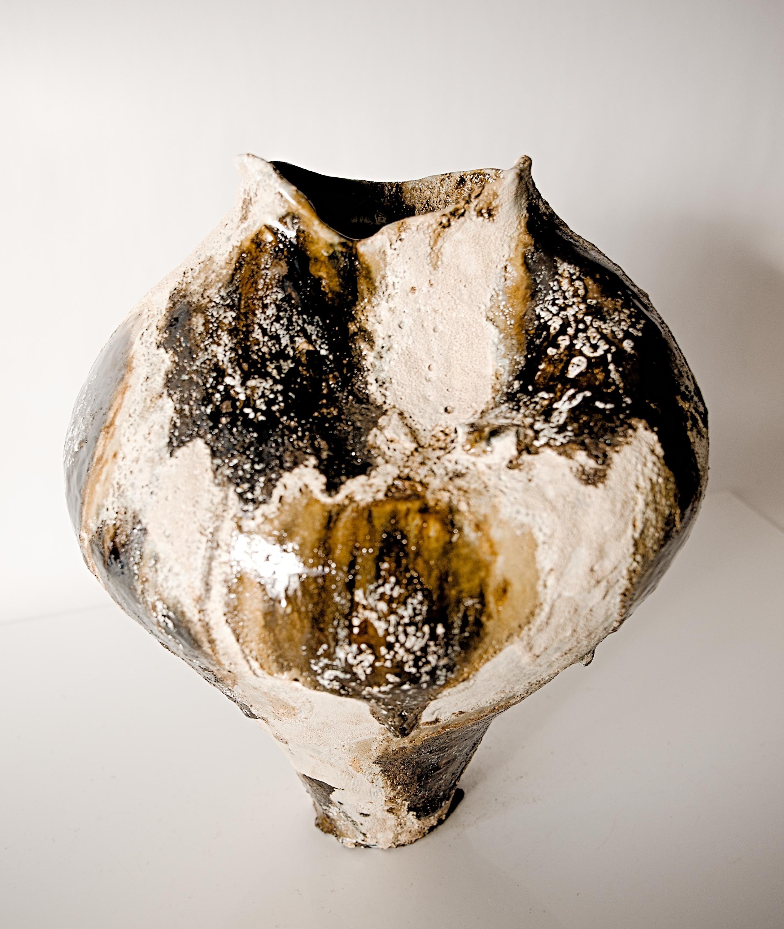 Tall Woodland Moon Vessel- Hand Made Vase II in vendita 6