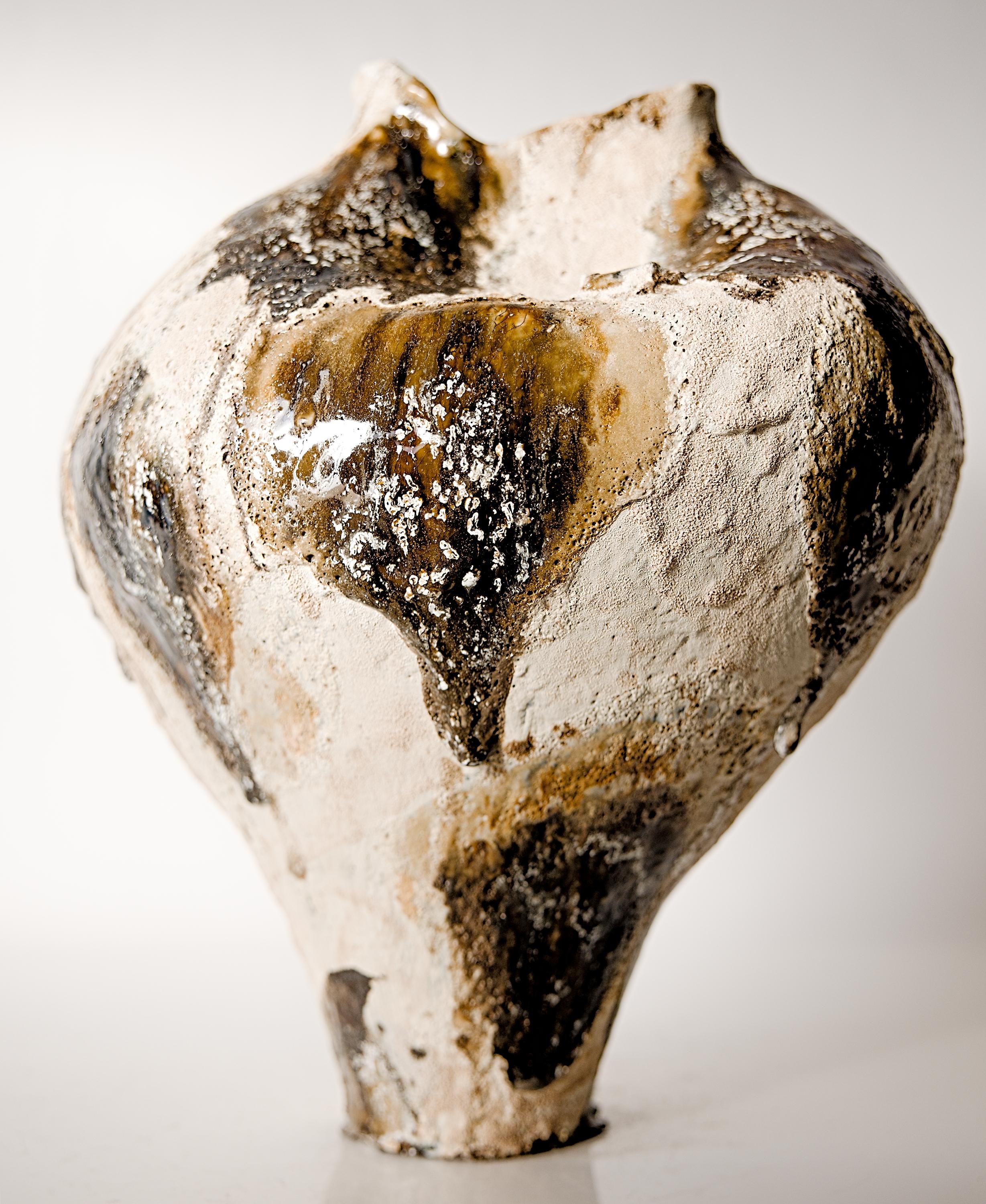 XXI secolo e contemporaneo Tall Woodland Moon Vessel- Hand Made Vase II in vendita