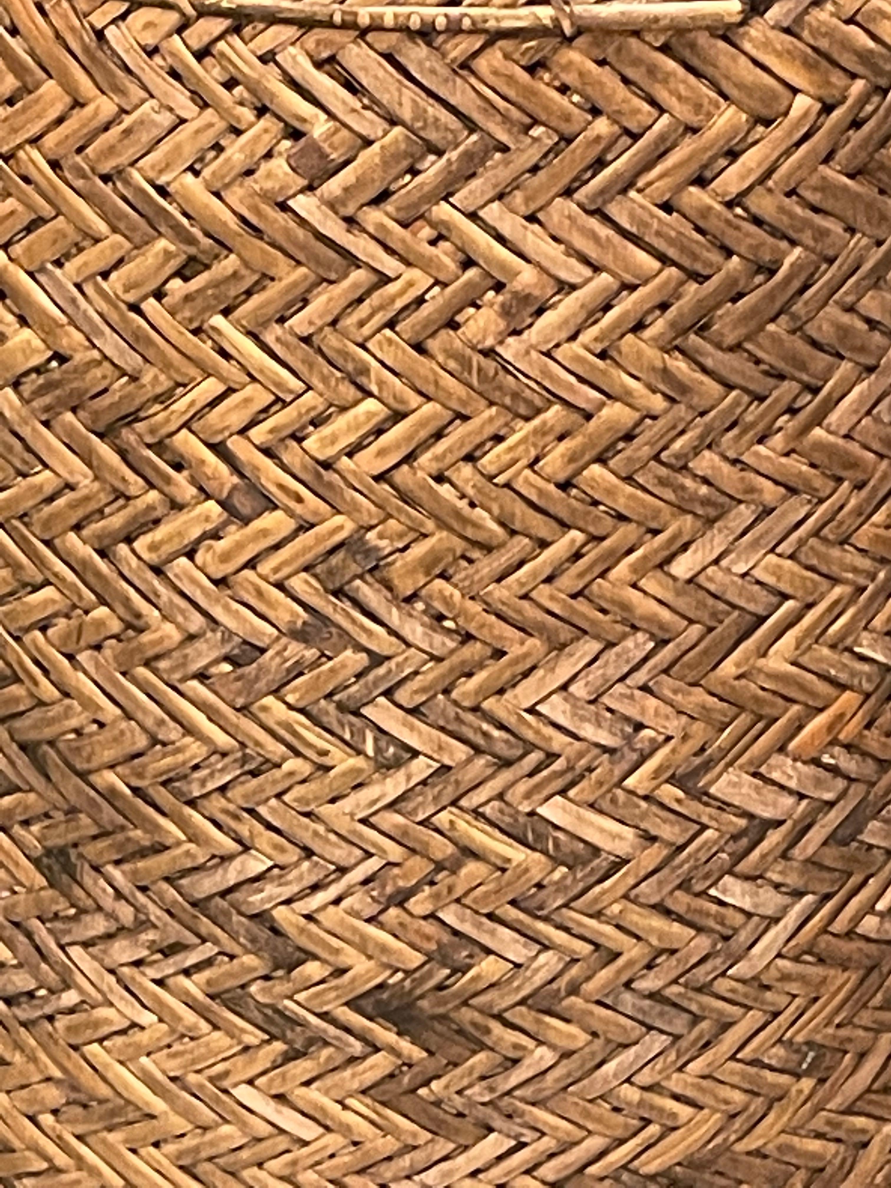 extra tall basket with lid