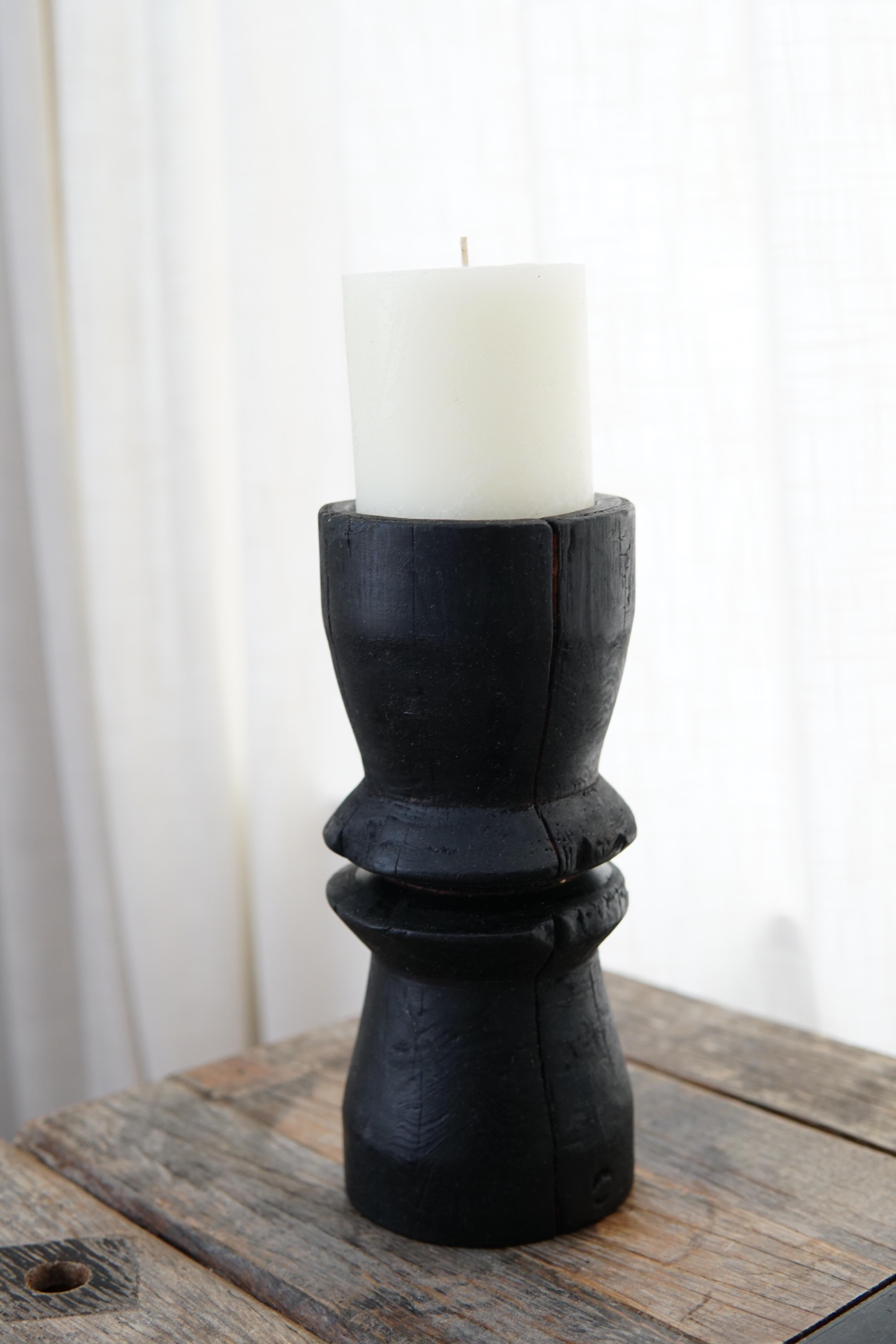 Portacandele a colonna Yakisugi alti in nero Primitive di Seven Cedars Co in vendita 3