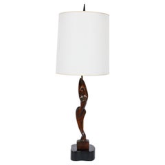 Lámpara de sobremesa alta "Figural" de caoba oscura hecha a mano por Yasha Heifetz, circa 1950