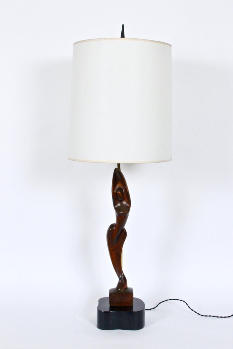 Mid-Century Modern Tall Yasha Heifetz Mahogany Figural Table Lamp, Circa 1950 For Sale