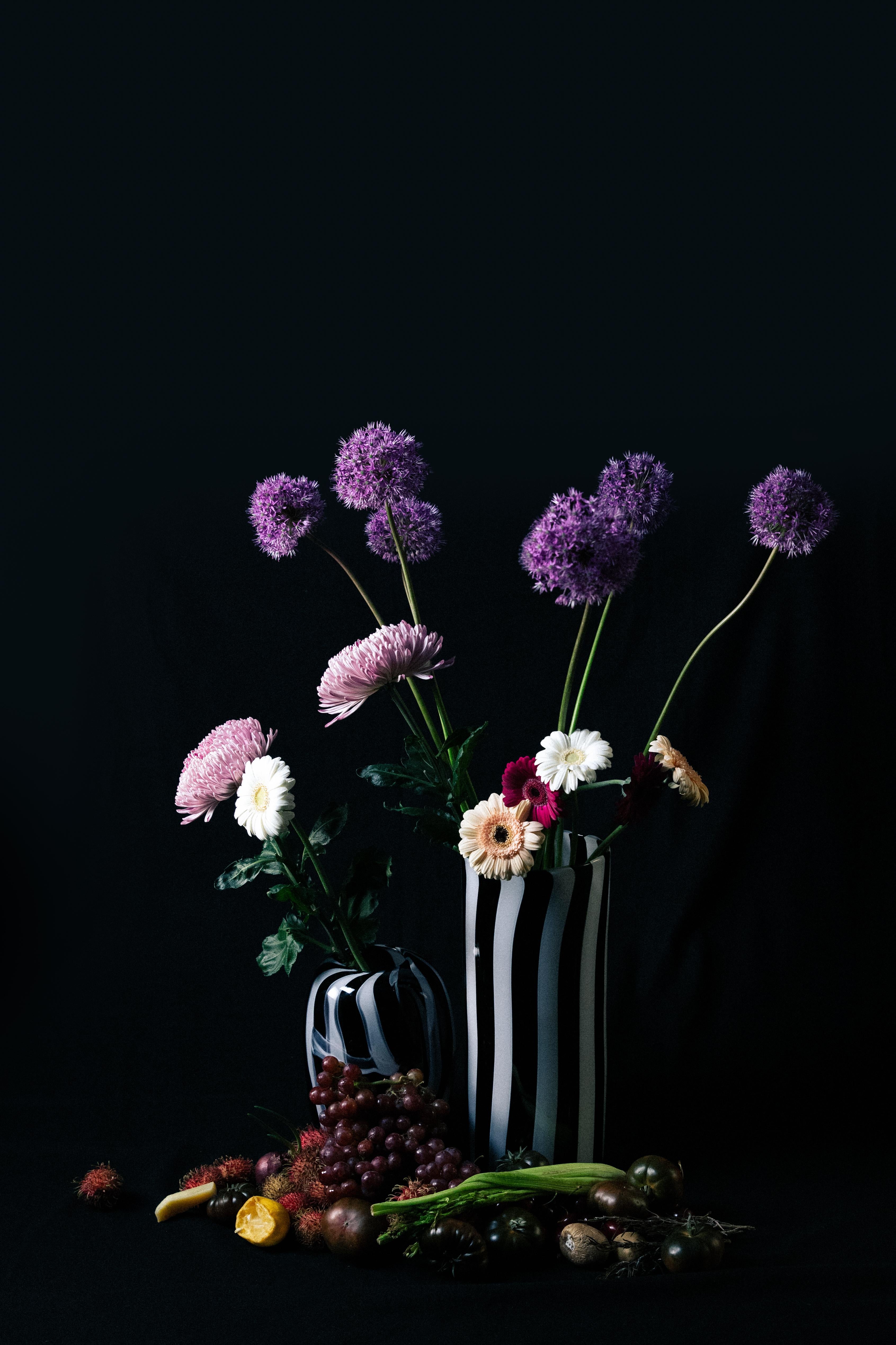Fatto a mano Vaso alto in vetro giallo e blu fumé in vendita