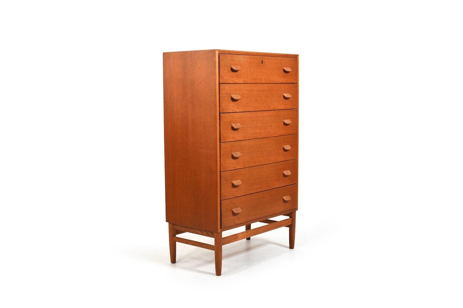 Tallboy Chest of Drawer by Poul M. Volther 1950s In Good Condition For Sale In Handewitt, DE