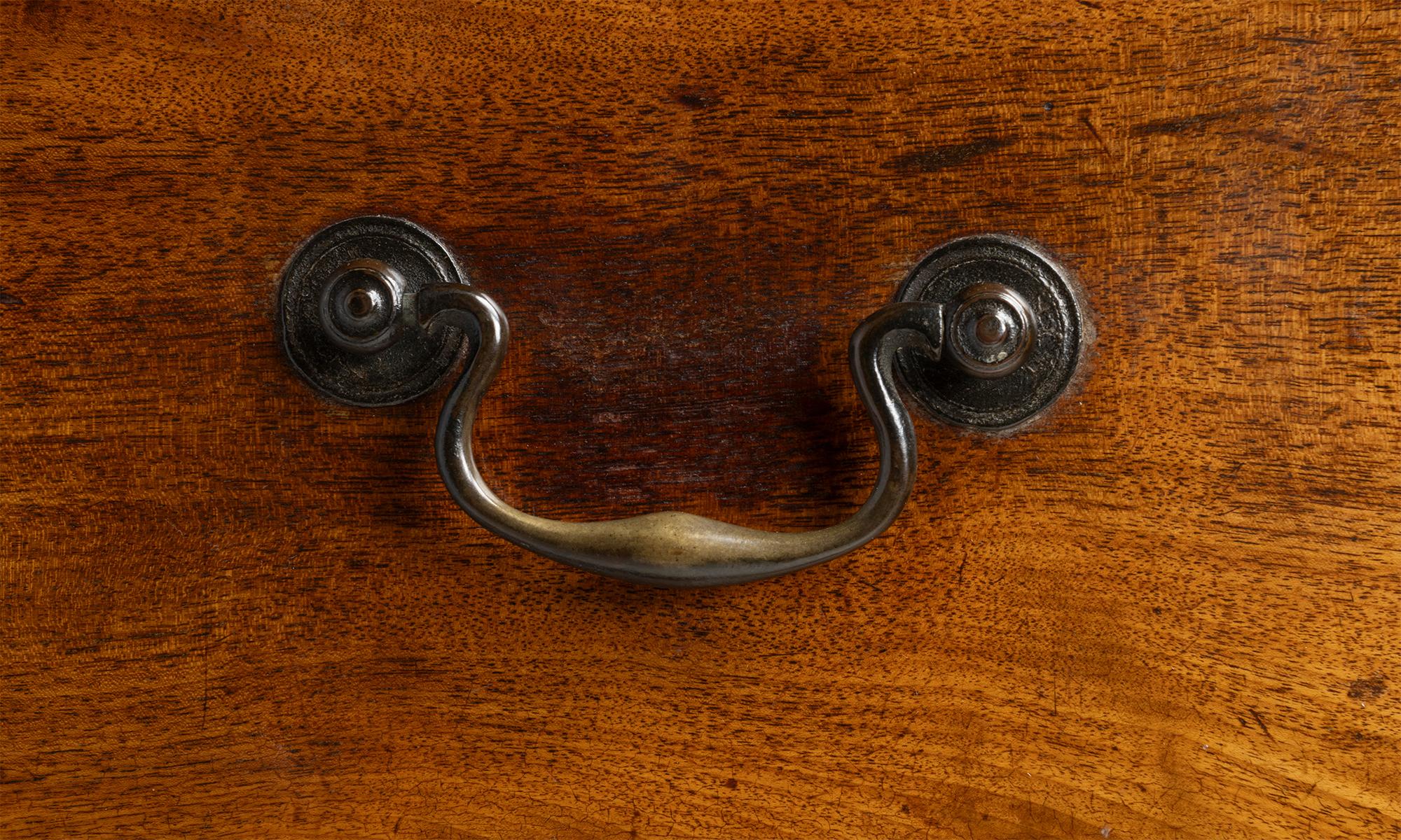 Inglese Tallboy Chest of Drawers, England circa 1780 in vendita