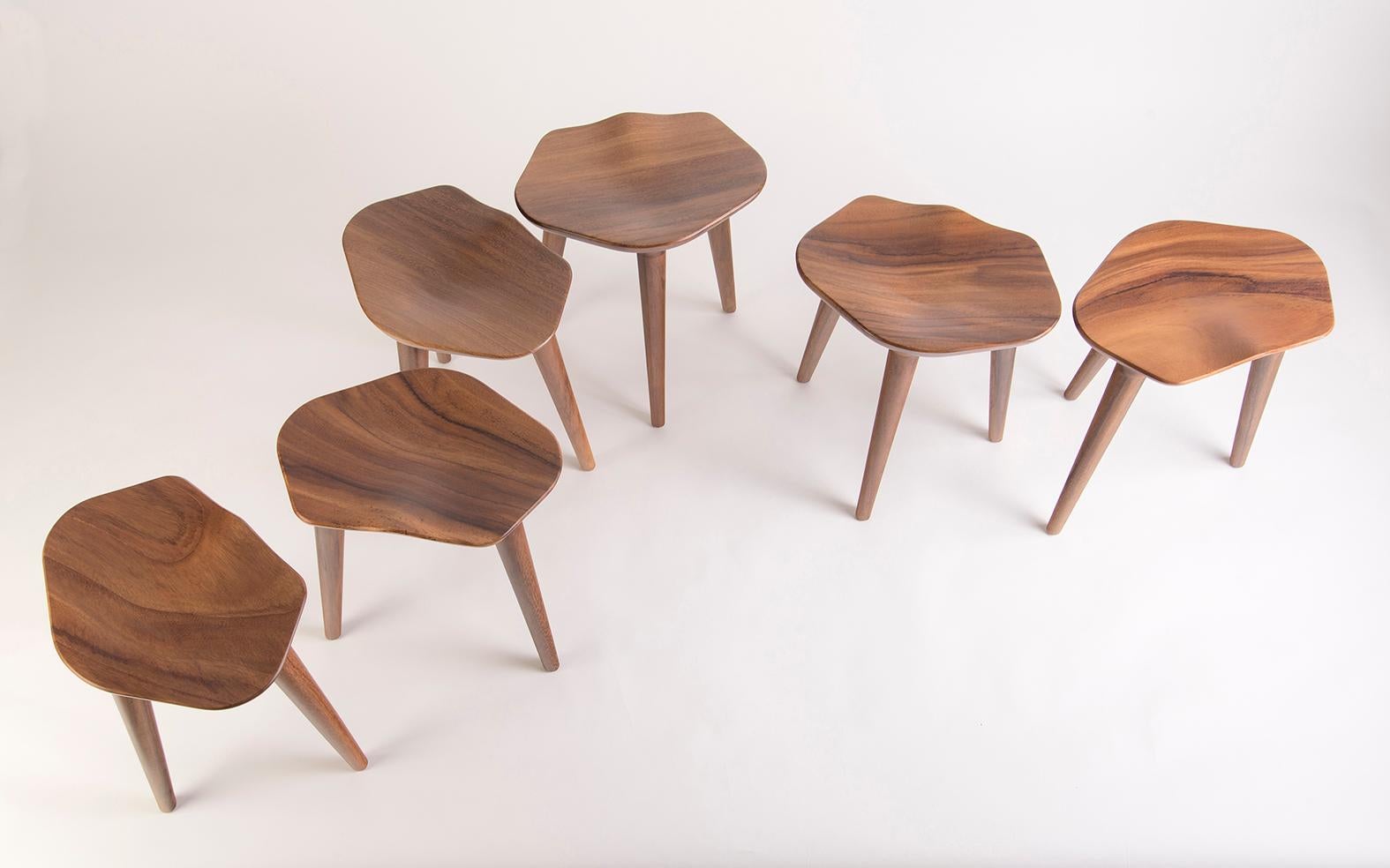 A sculptural clover or three stools tam is both of those things. Like leaves that blow in the wind, the individual stools can land dispersed throughout the house, or they can stay together as a clover, for good luck. As light shines on the tam