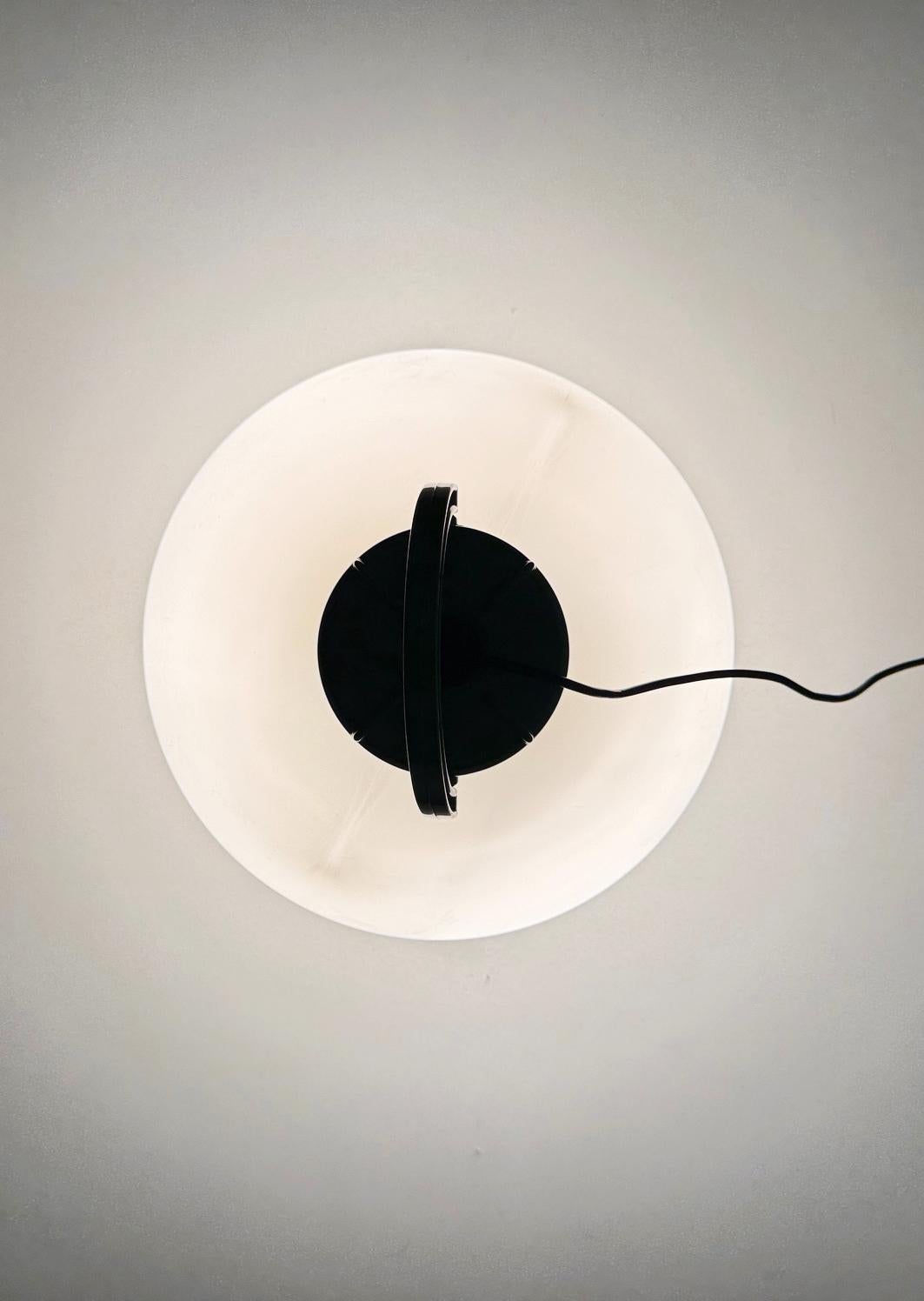 TAMA Portable Lamp by Isao Hosoe for Valenti Luce, 1975 japanese pop style For Sale 4