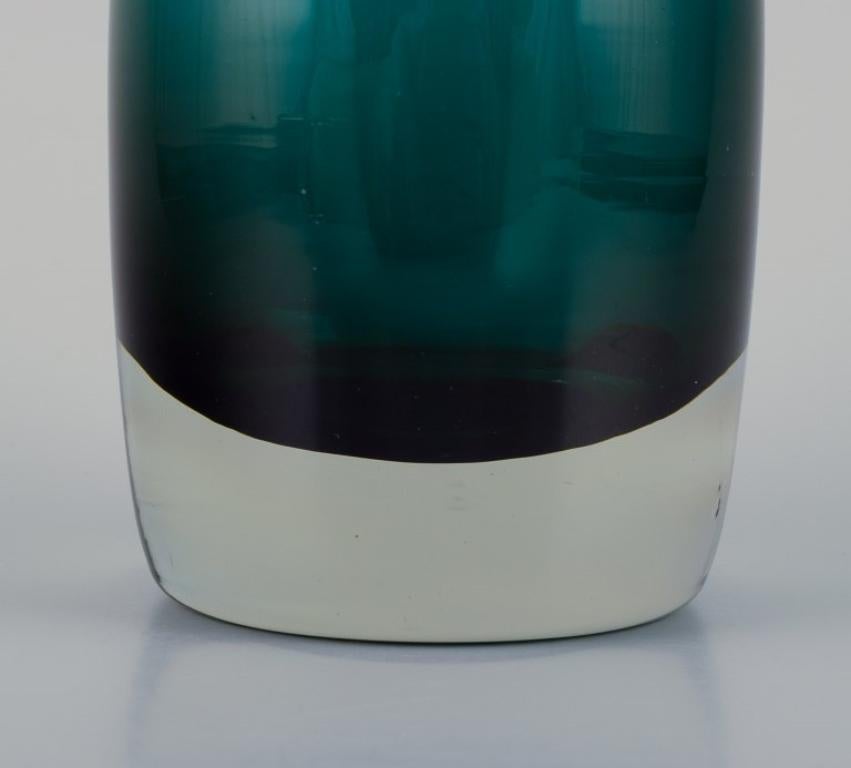 Finnish Tamara Aladin for Riihimäen Lasi. Art glass vase in turquoise. 1960s For Sale